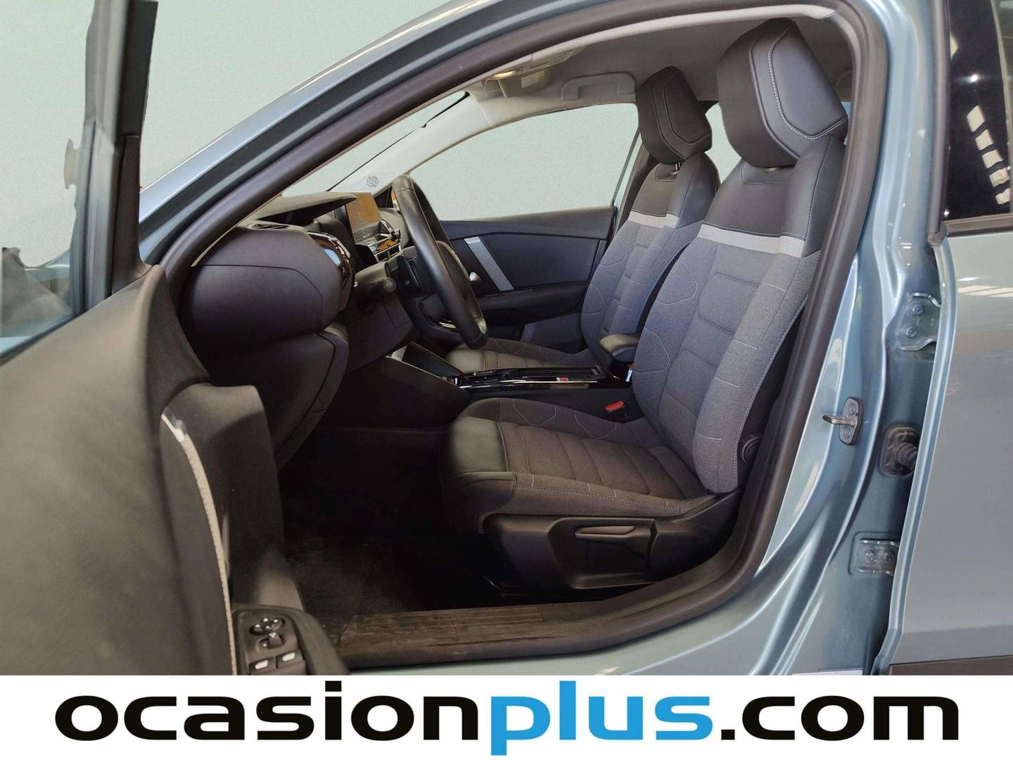 Foto asientos delanteros Citroën C4 Citroën C4 PureTech 130 S&S Plus EAT8 (131 CV)