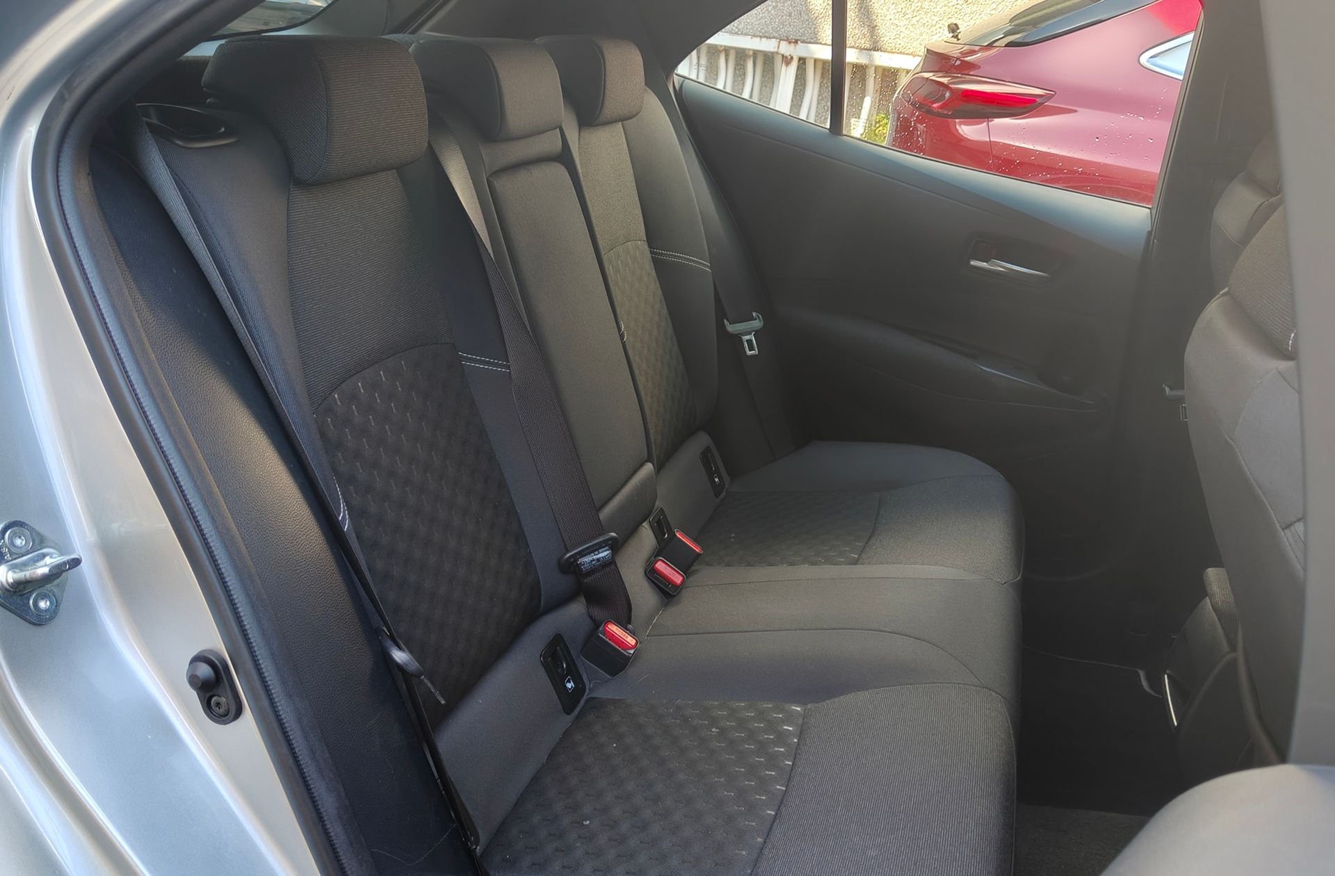 Toyota Corolla 140H Active Plus - foto 17