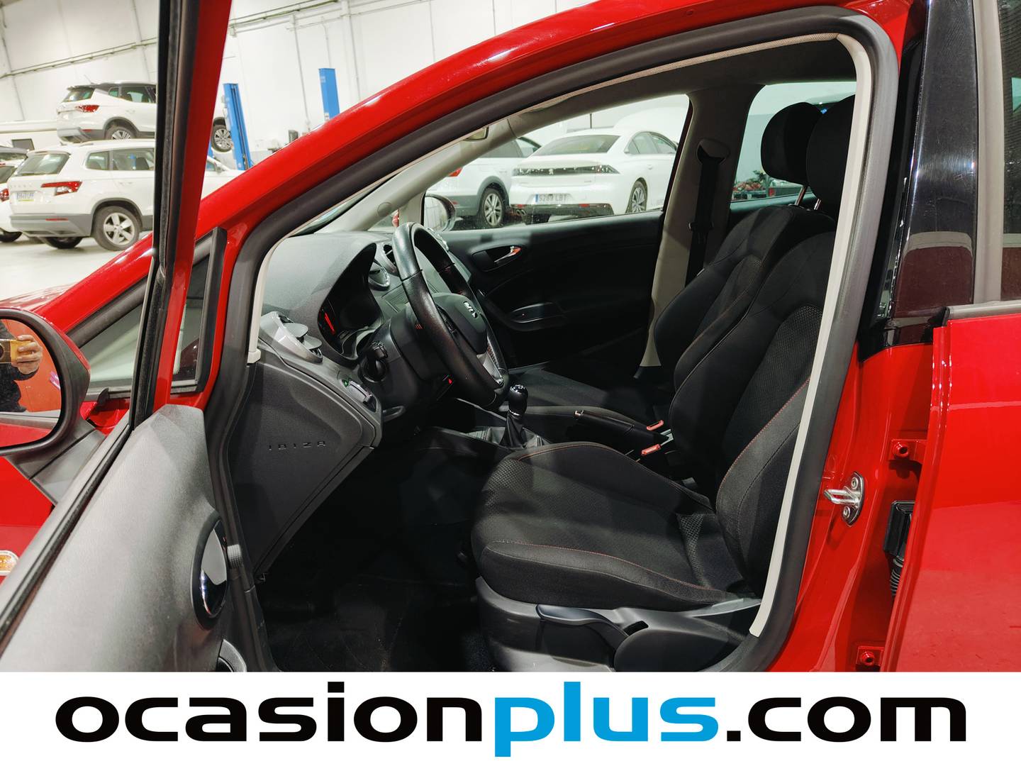 Foto asientos delanteros Seat Ibiza Seat Ibiza 1.4 TDI S&S FR (90 CV)