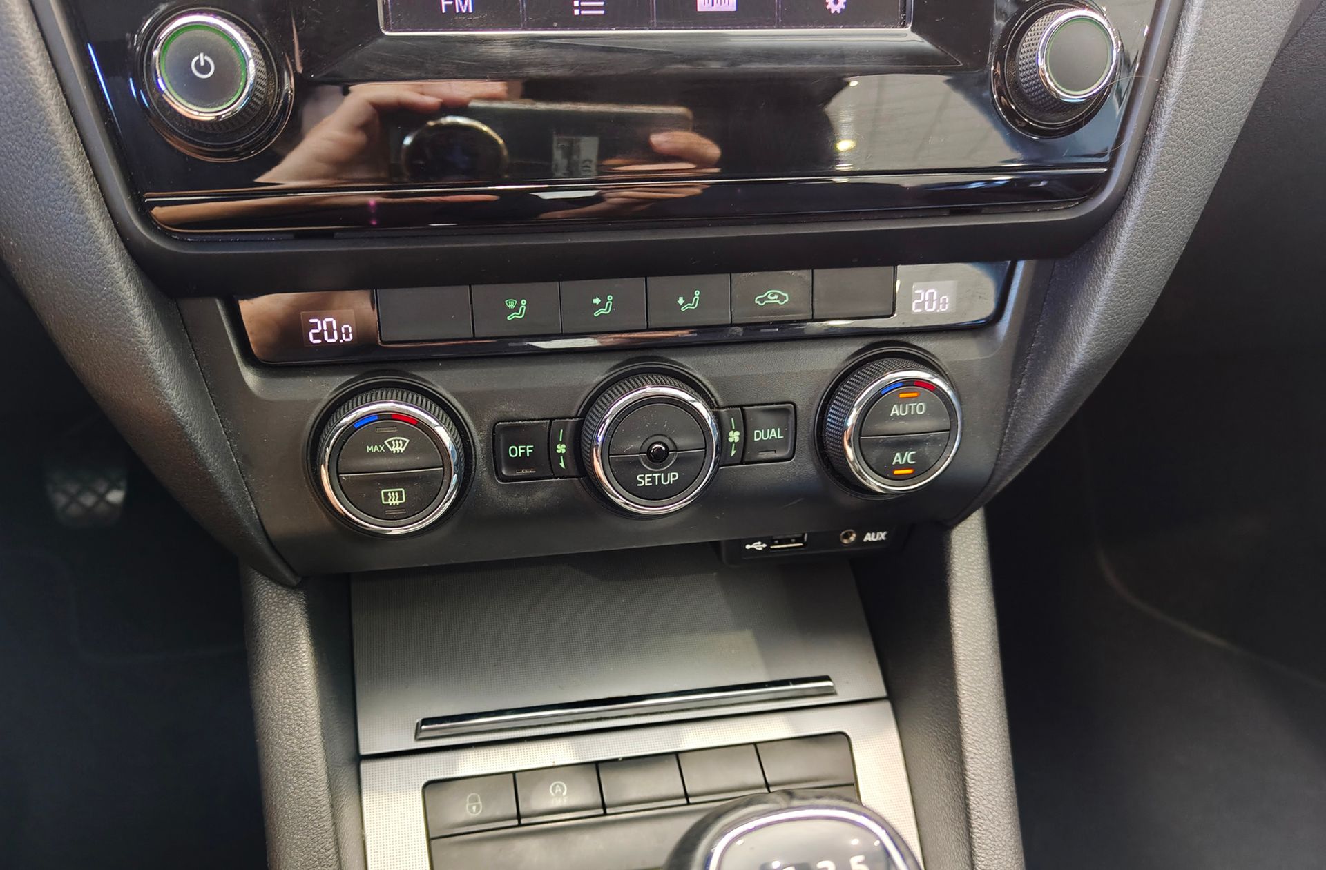 Škoda Octavia 1.6 TDI CR Ambition - foto 27