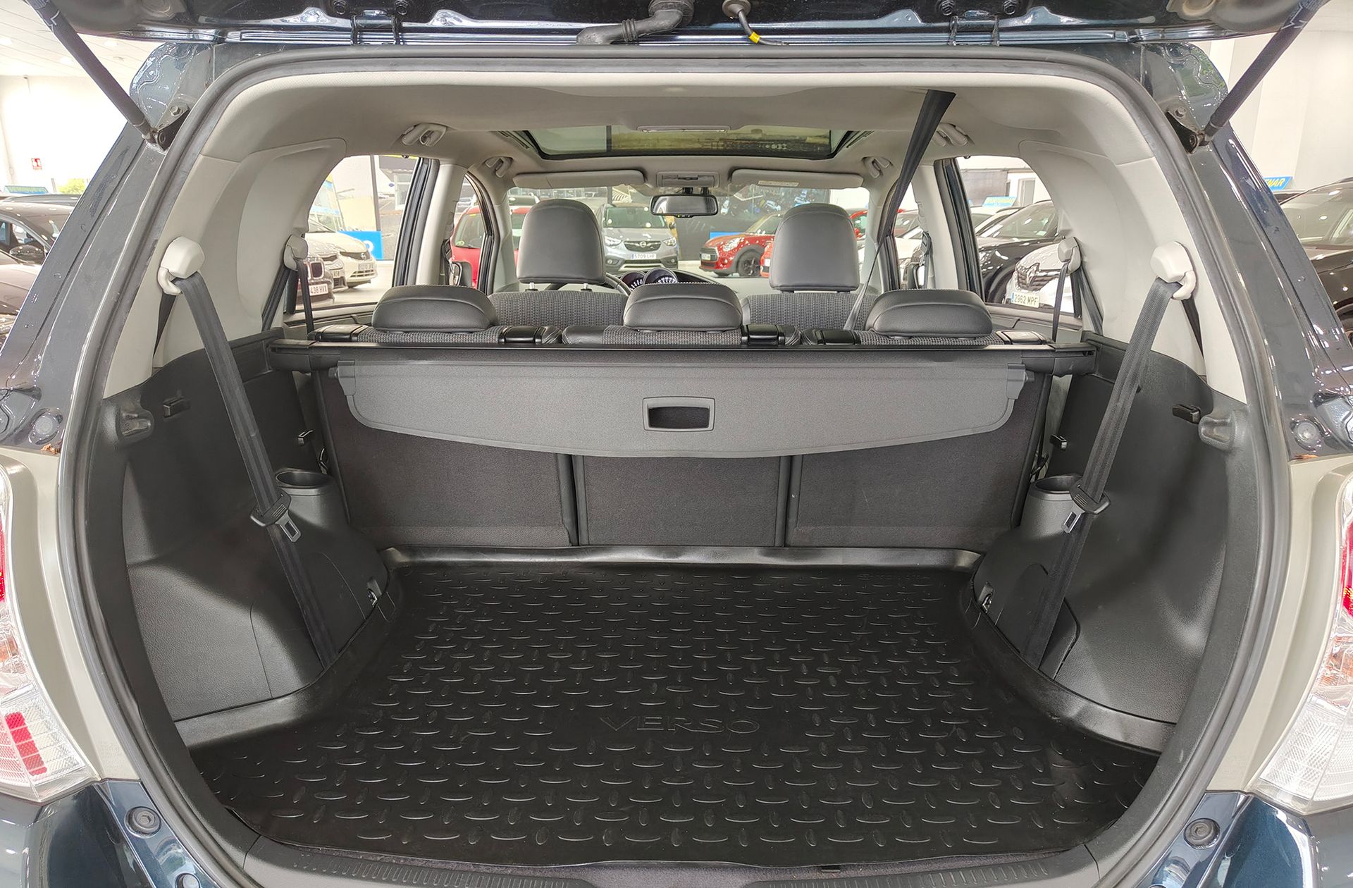 Toyota Verso 140 M-DRV Advance Multidrive 7 plazas - foto 17