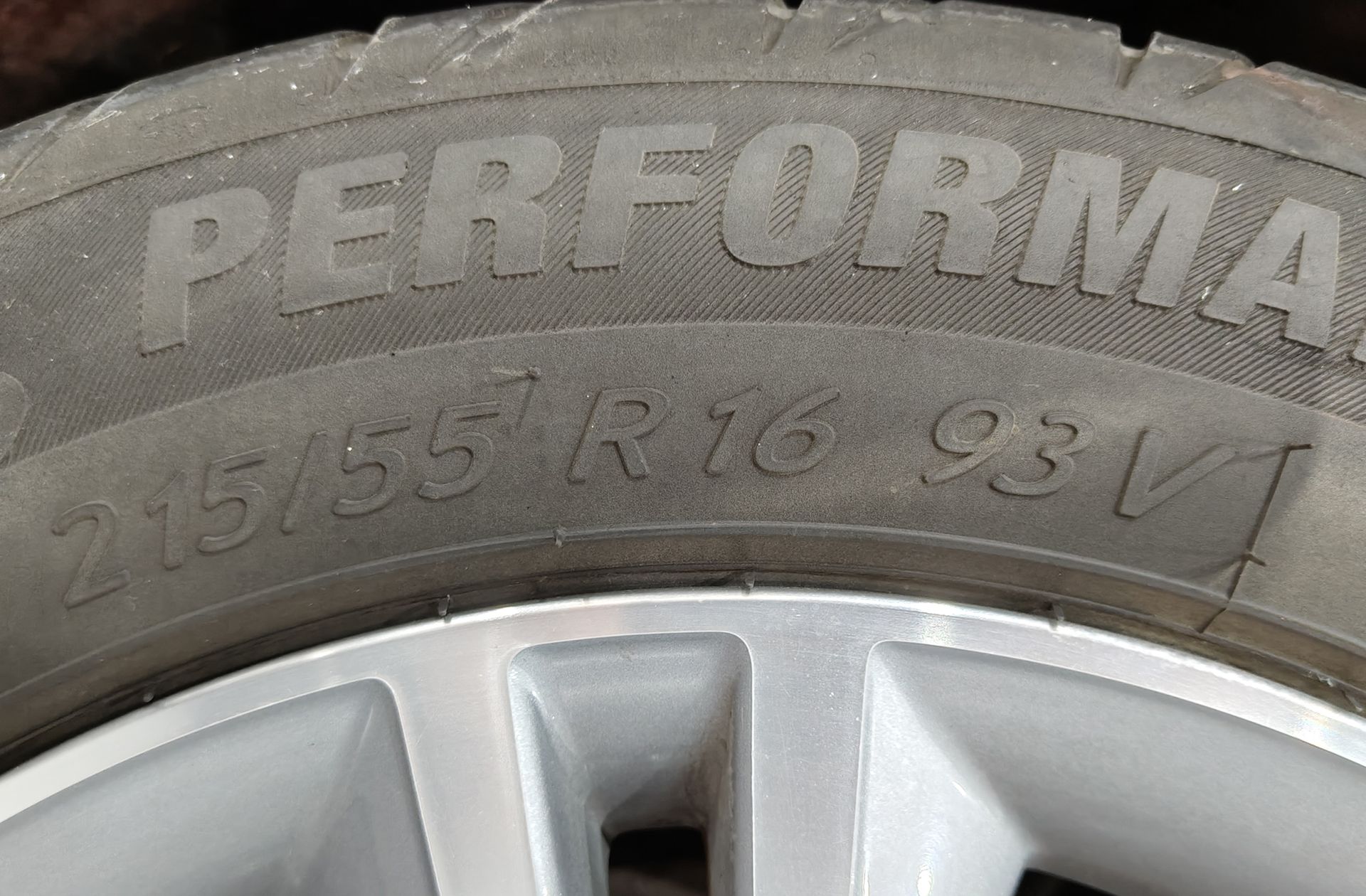 Ford C-Max 1.0 EcoBoost Trend - foto 30
