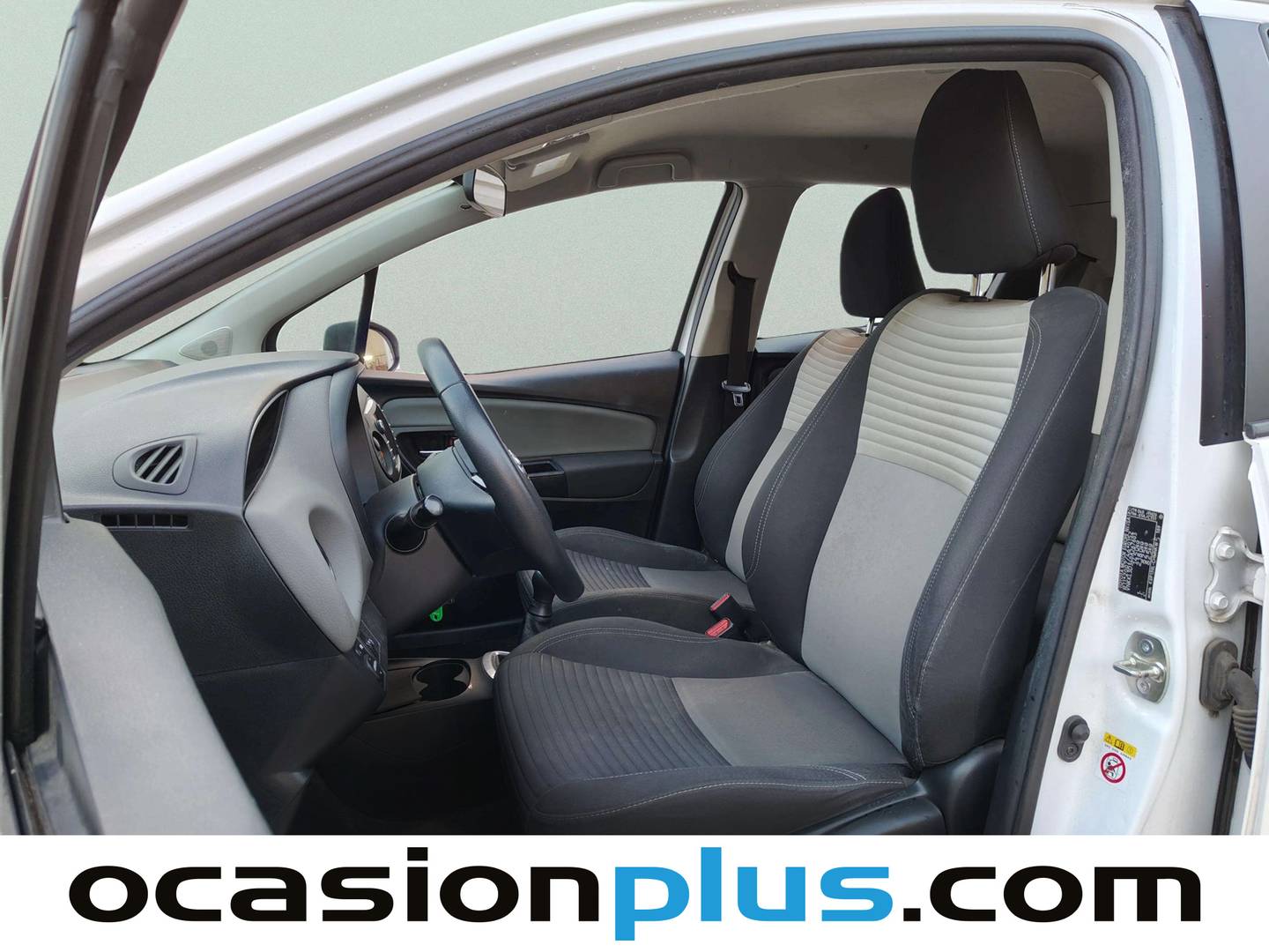 Foto Toyota Yaris Toyota Yaris 1.0 Active (69 CV)