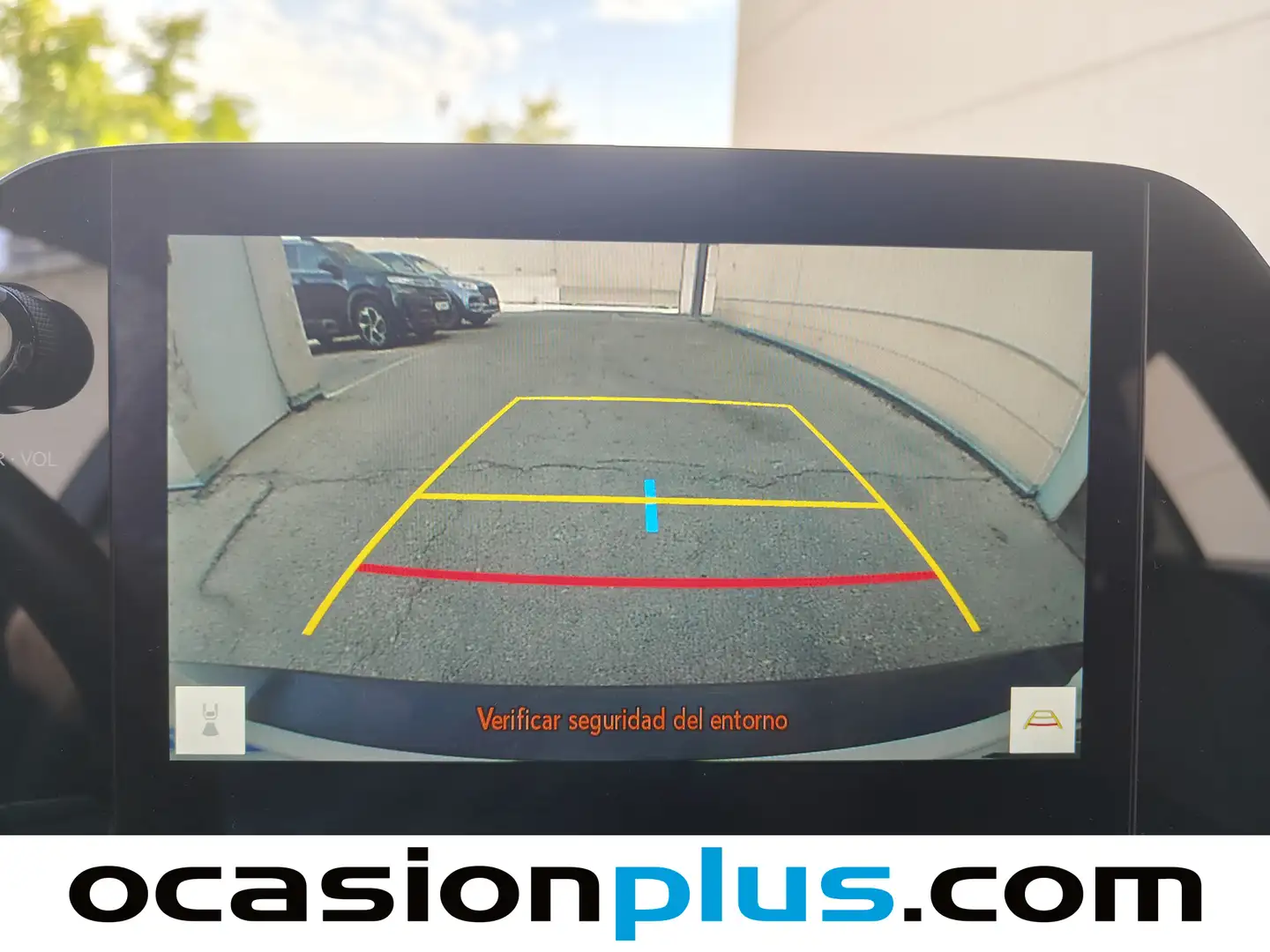 Foto Lexus UX Lexus UX 250h Business 2WD (184 CV)