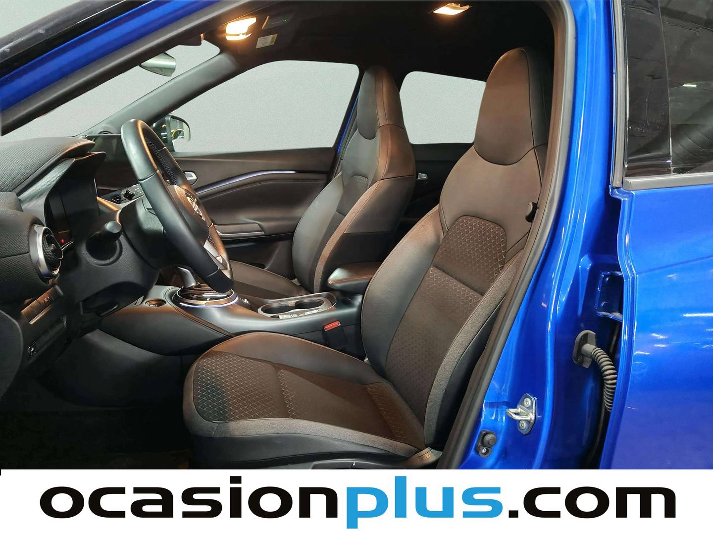 Foto asientos delanteros Nissan JUKE Nissan Juke 1.6 Hybrid N-Connecta Auto (143 CV)
