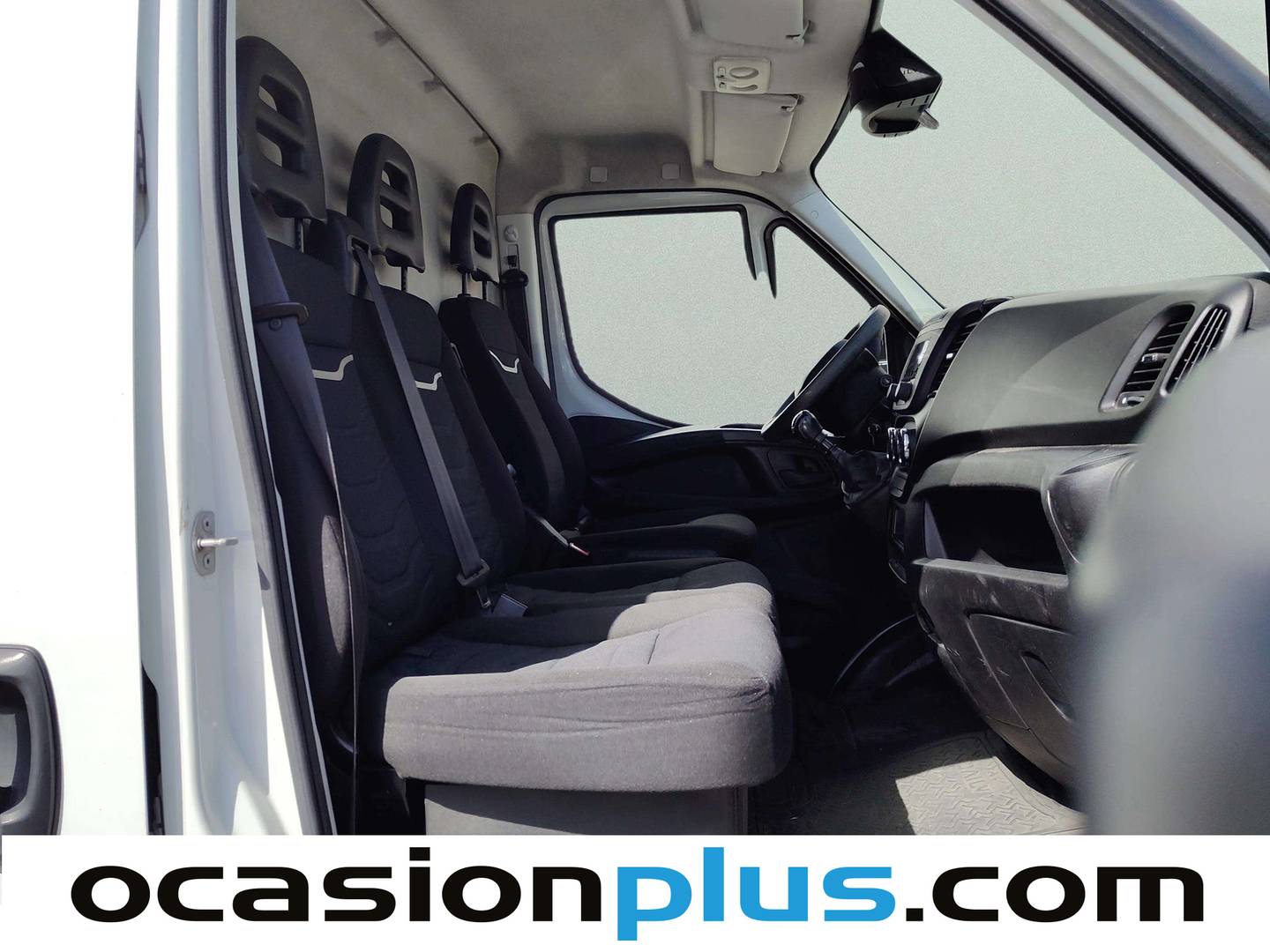 Iveco Daily Iveco Daily Furgon 35S 14H 3000/H1 (136 CV) al mejor precio