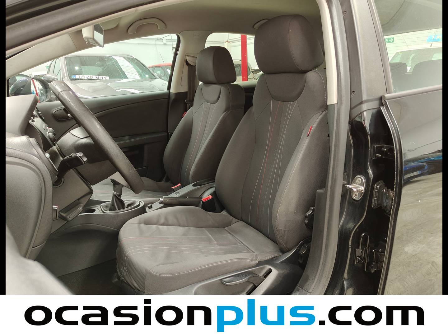 Foto asientos delanteros Seat León Seat León 1.6 TDI Reference Copa (105 CV)