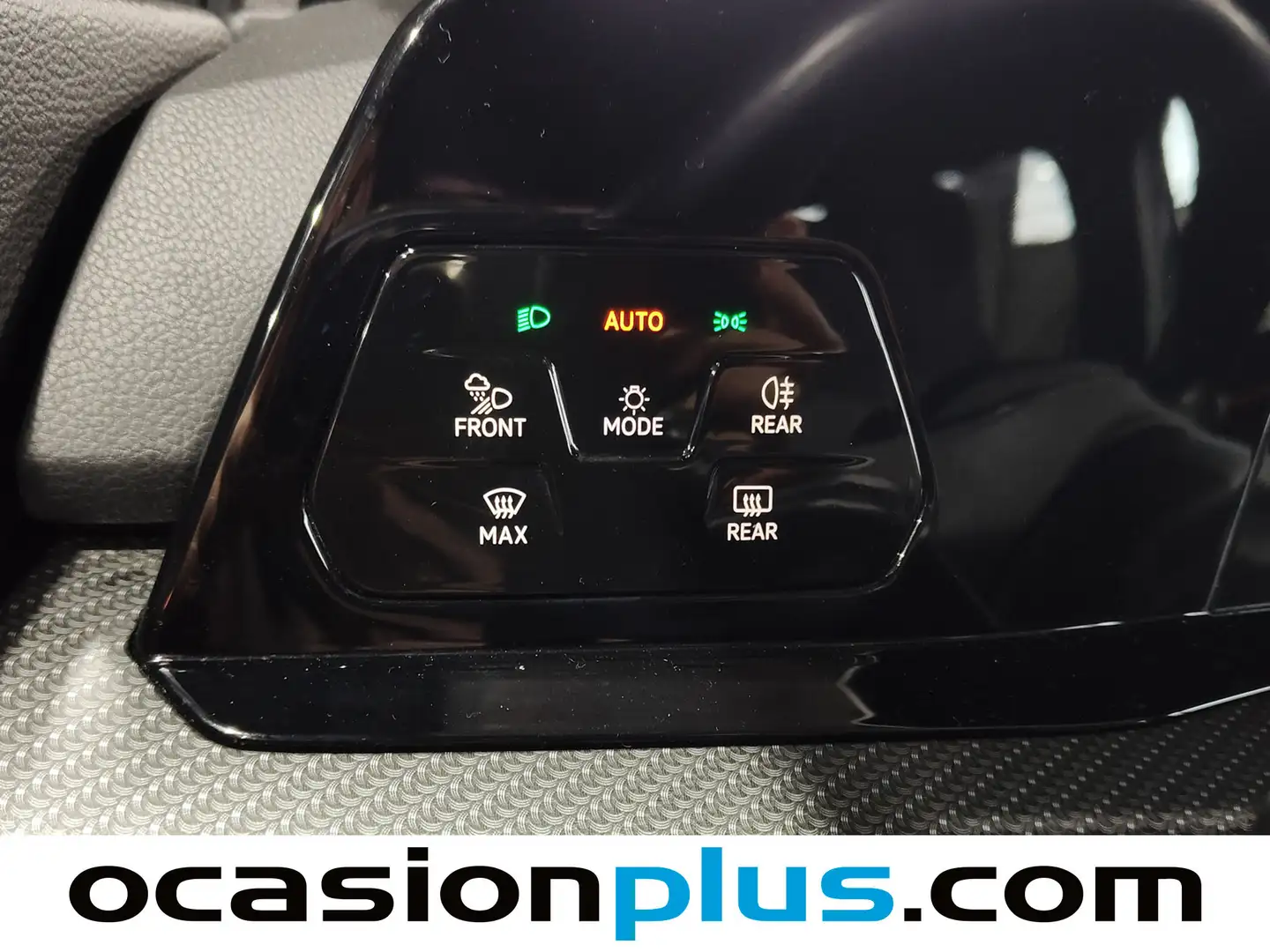 Foto Volkswagen Golf Volkswagen Golf R-Line 1.5 eTSI (150 CV) DSG