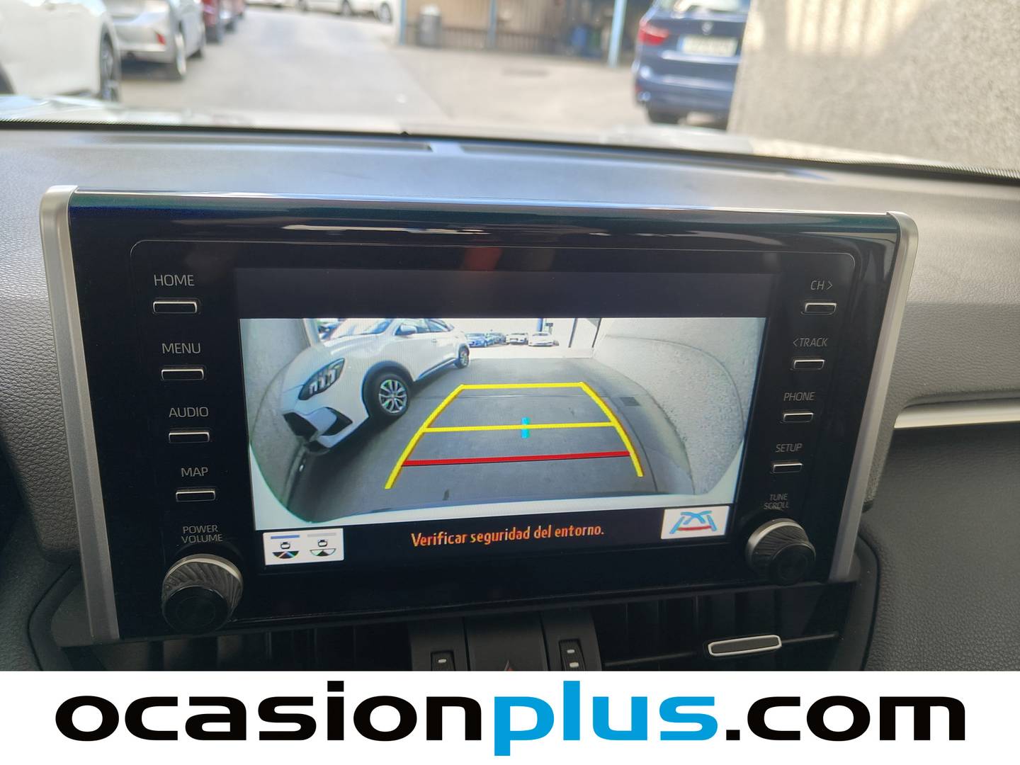 Extras y acabados del Toyota Rav4 Toyota Rav4 220H Advance 4x2 (218 CV)