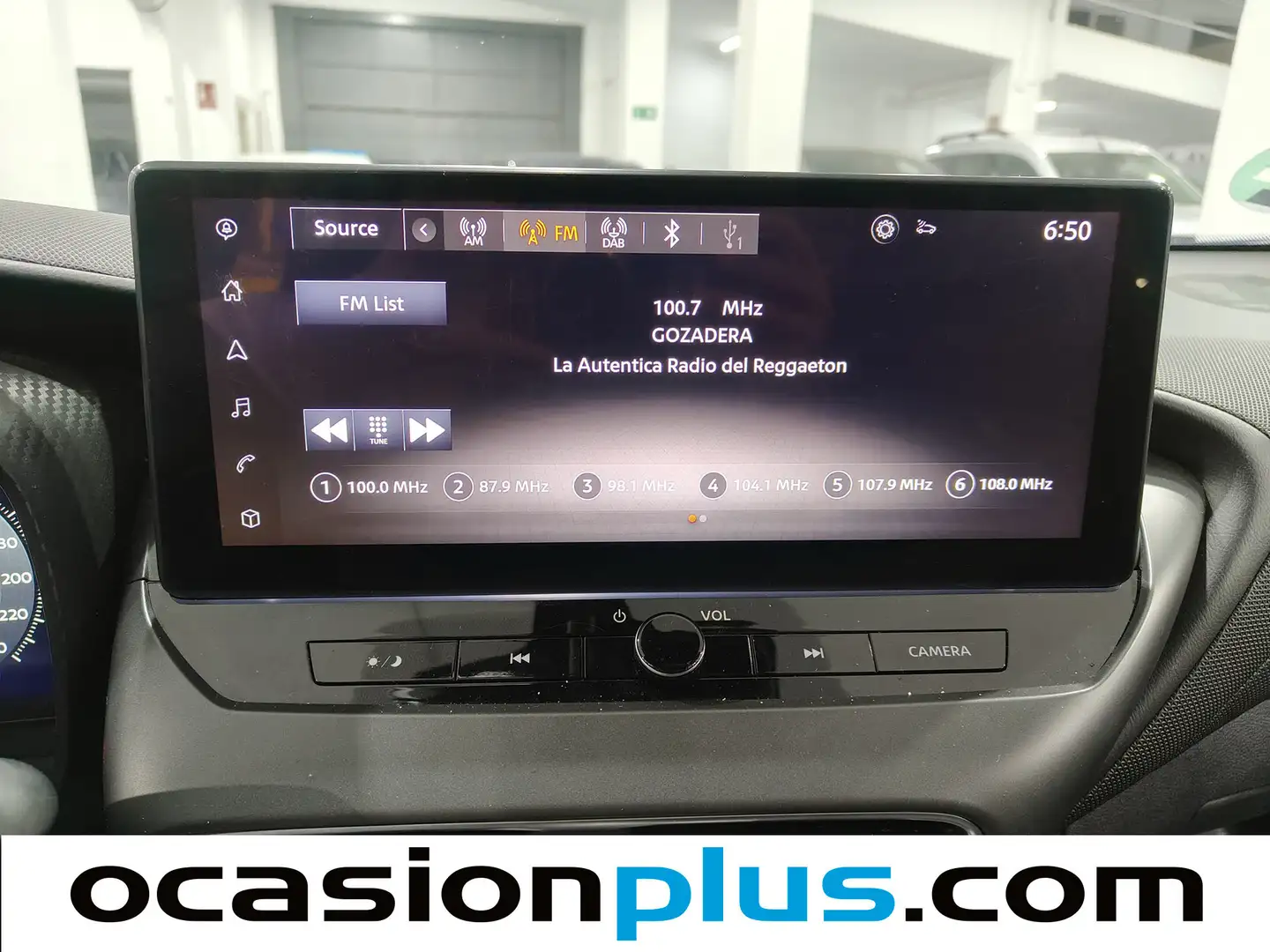 Foto Nissan JUKE Nissan Juke DIG-T N-Connecta 4x2 DCT (114 CV)