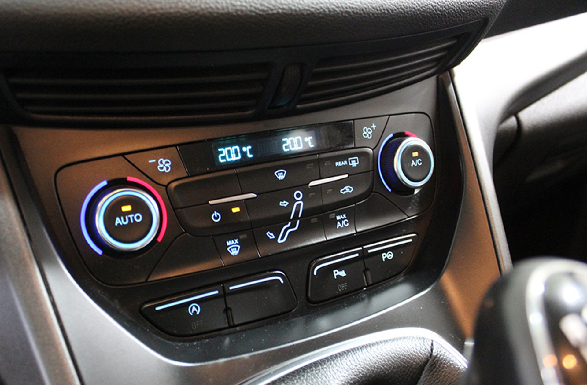 Ford Grand C-Max 1.0 EcoBoost Trend+ 7 plazas - foto 29