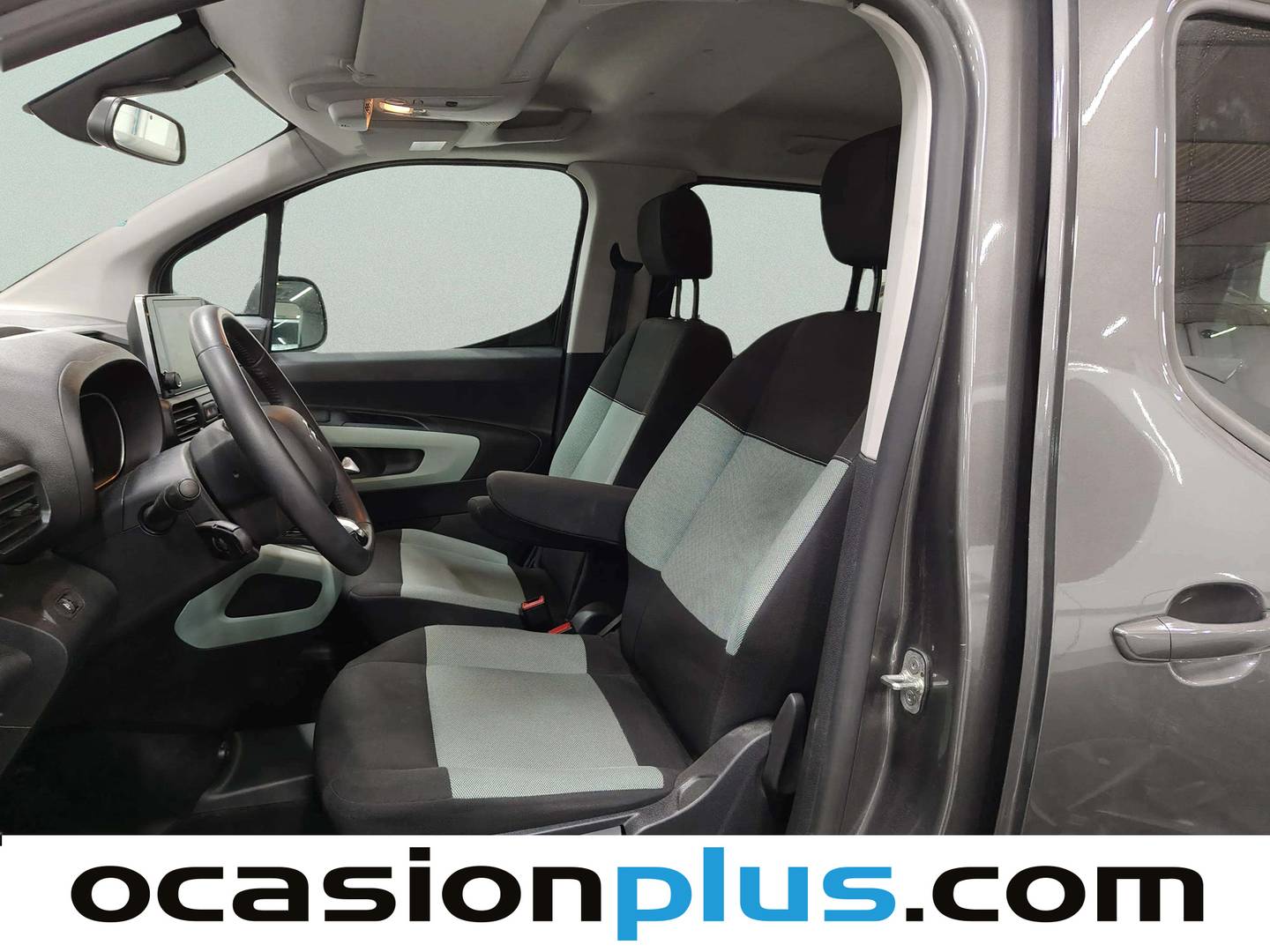 Foto asientos delanteros Citroën Berlingo Citroën Berlingo Combi BlueHDi 100 S&S Talla M Feel Pack (102 CV)