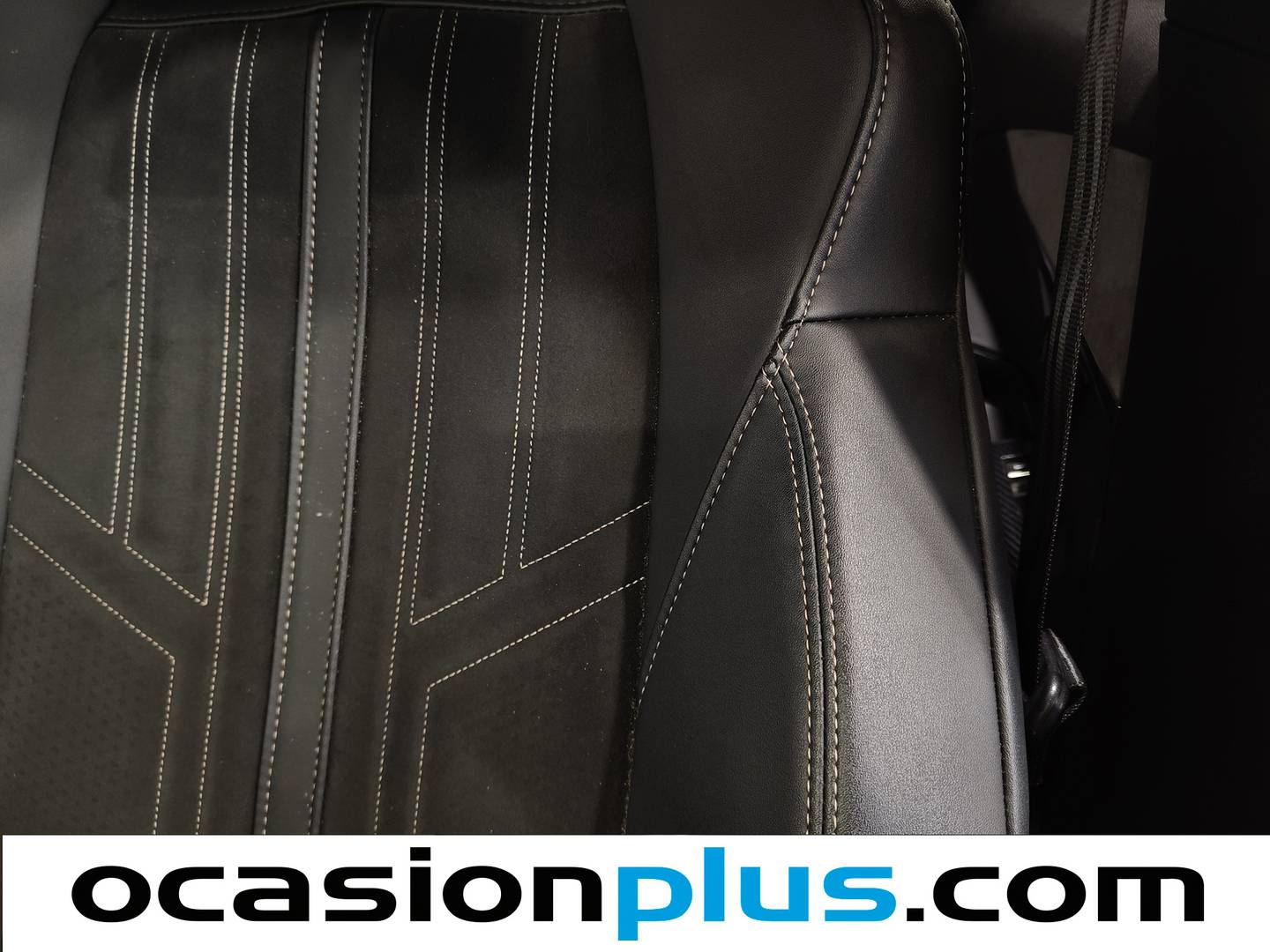 Extras y acabados del Peugeot 3008 Peugeot 3008 BlueHDi 130 S&S GT EAT8 (130 CV)