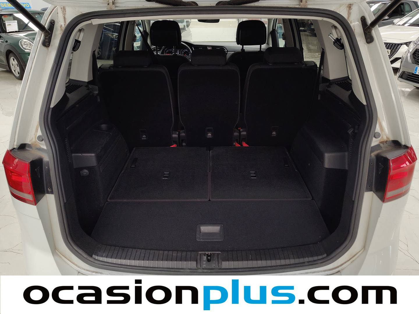 Foto Volkswagen Touran Volkswagen Touran Advance 1.6 TDI (115 CV) 7 Plazas siete plazas