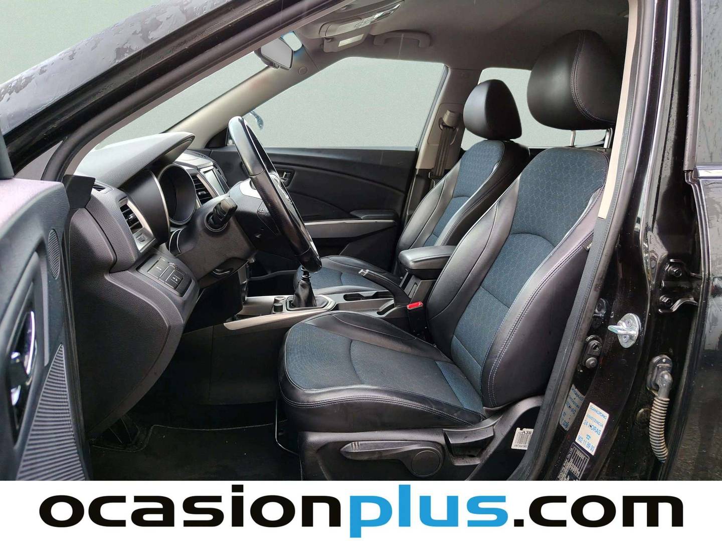 Foto asientos delanteros SsangYong Tivoli SsangYong Tivoli G16 1.6 Limited 4x2 (128 CV)