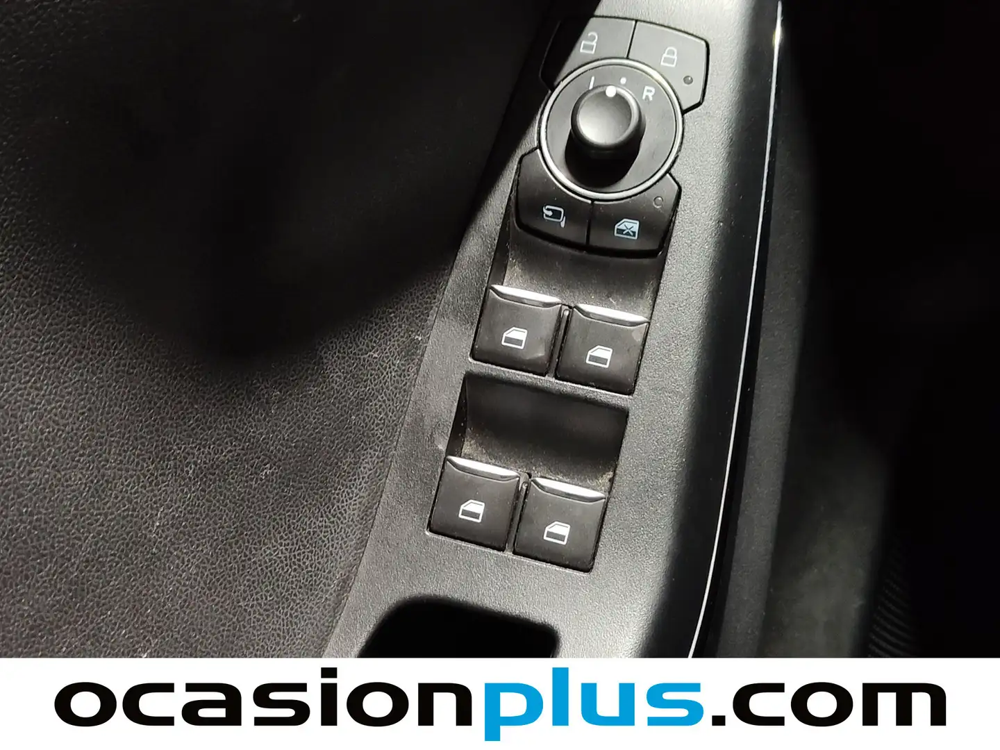 Foto Ford Puma Ford Puma 1.0 EcoBoost MHEV ST-Line X (125 CV)