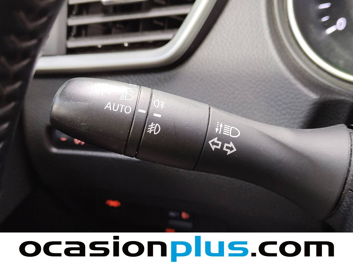 Acabados Nissan QASHQAI Nissan Qashqai dCi 115 N-Connecta (115 CV)