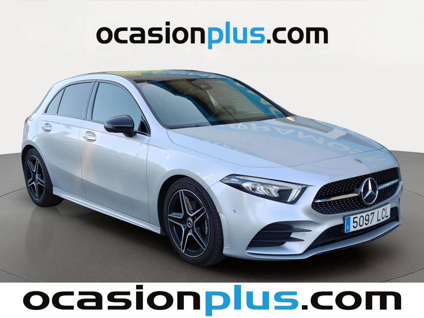 Foto delantera Mercedes Clase A Mercedes Clase A 200 d (150 CV) Pack AMG derecha