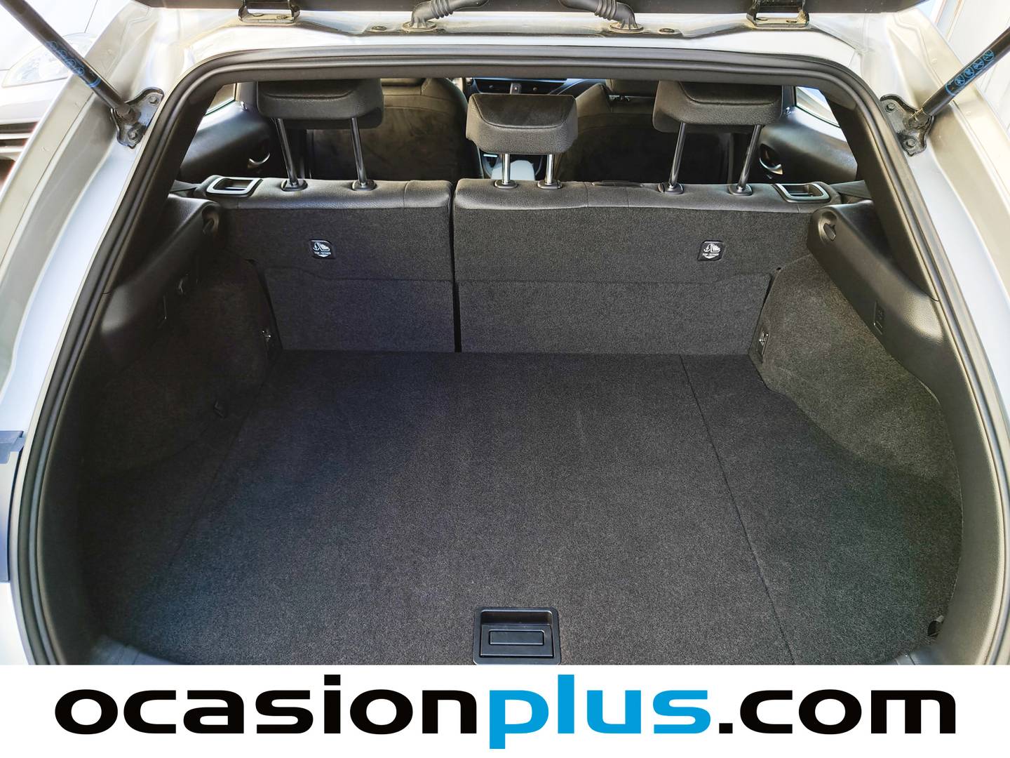 Fotos maletero Lexus UX Lexus UX 250h Business 2WD (184 CV)