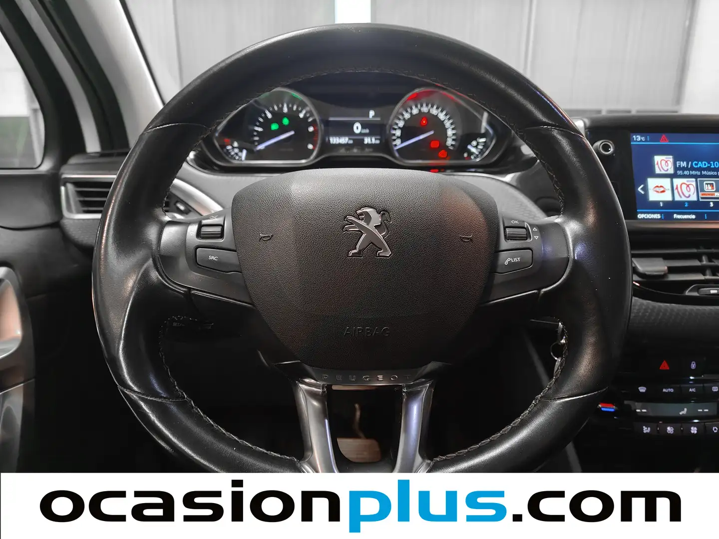 Foto Peugeot 2008 Peugeot 2008 BlueHDi 120 Allure Auto (120 CV)