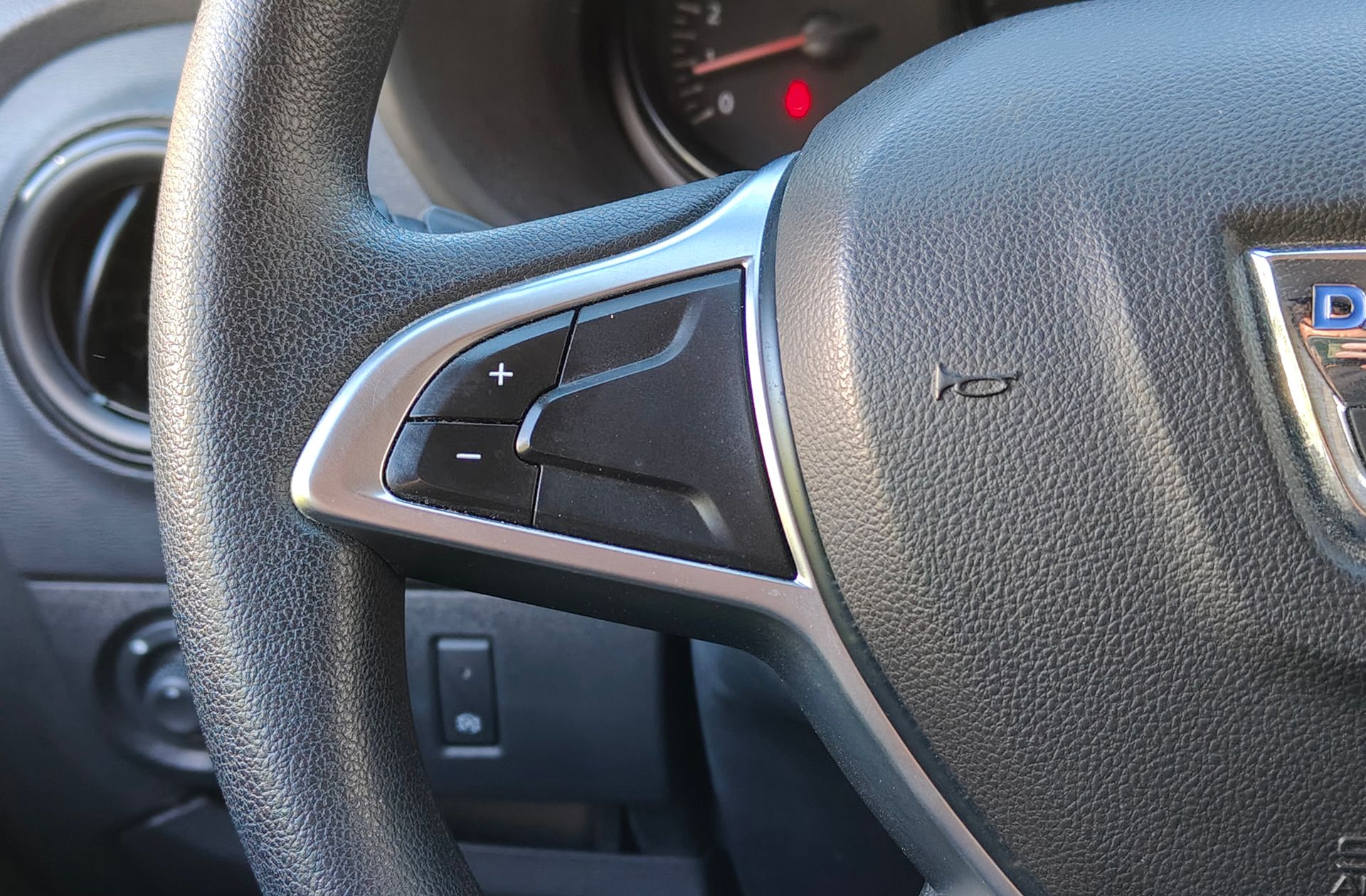 Dacia Dokker 1.6 GLP Essential - foto 18