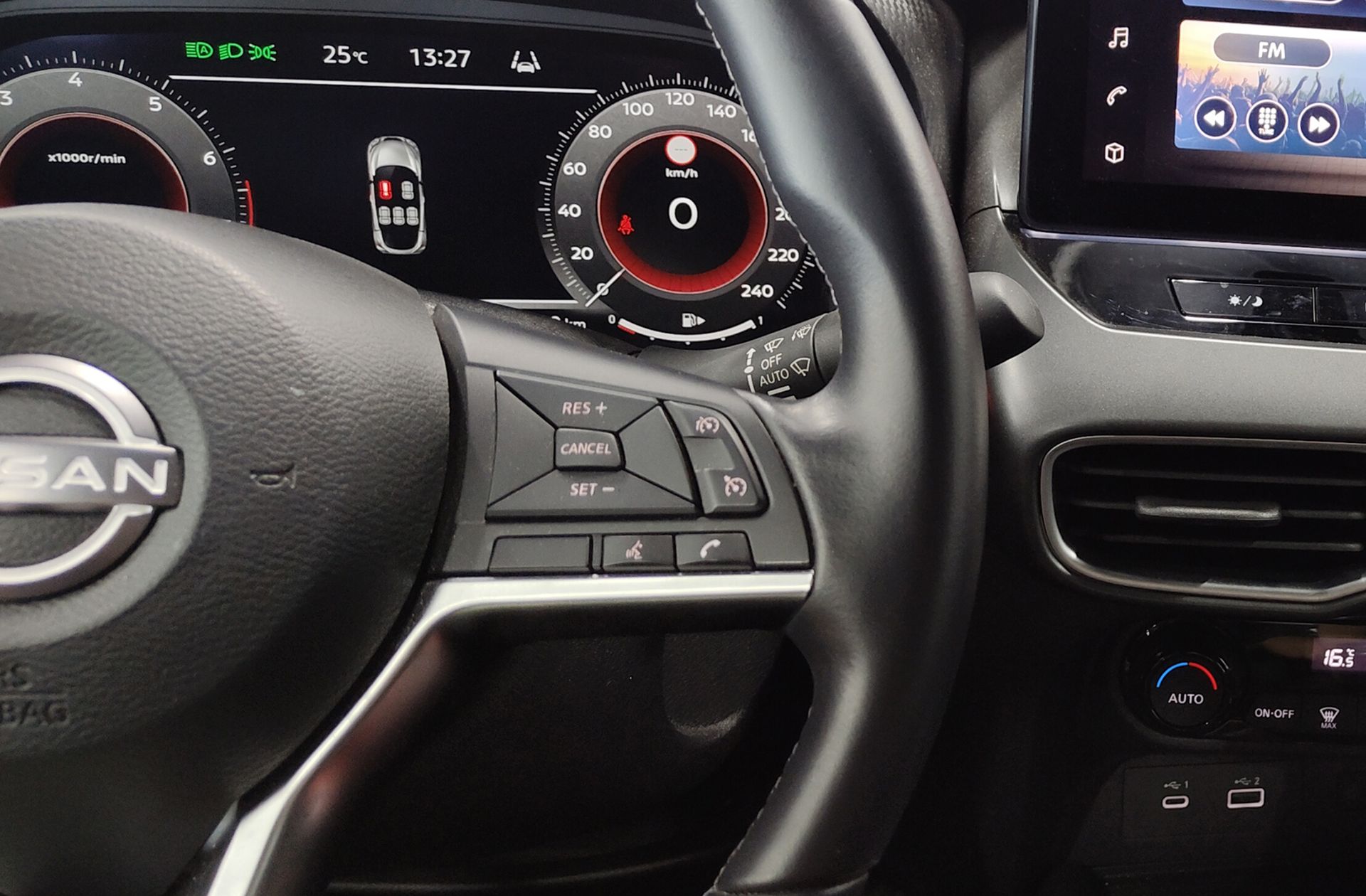 Nissan Juke DIG-T N-Connecta 4x2 - foto 29