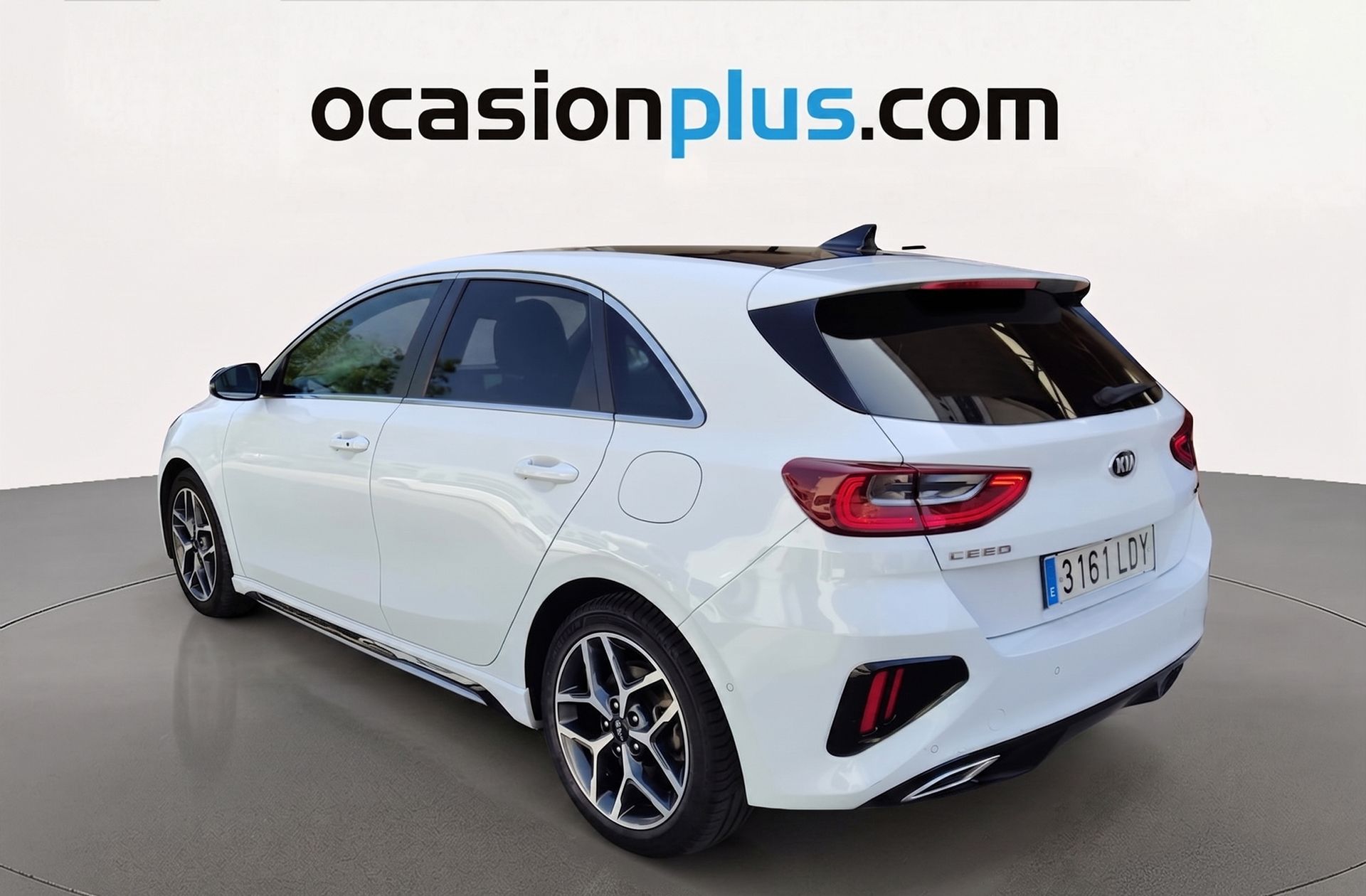 Kia Ceed 1.6 CRDi GT Line - foto 3