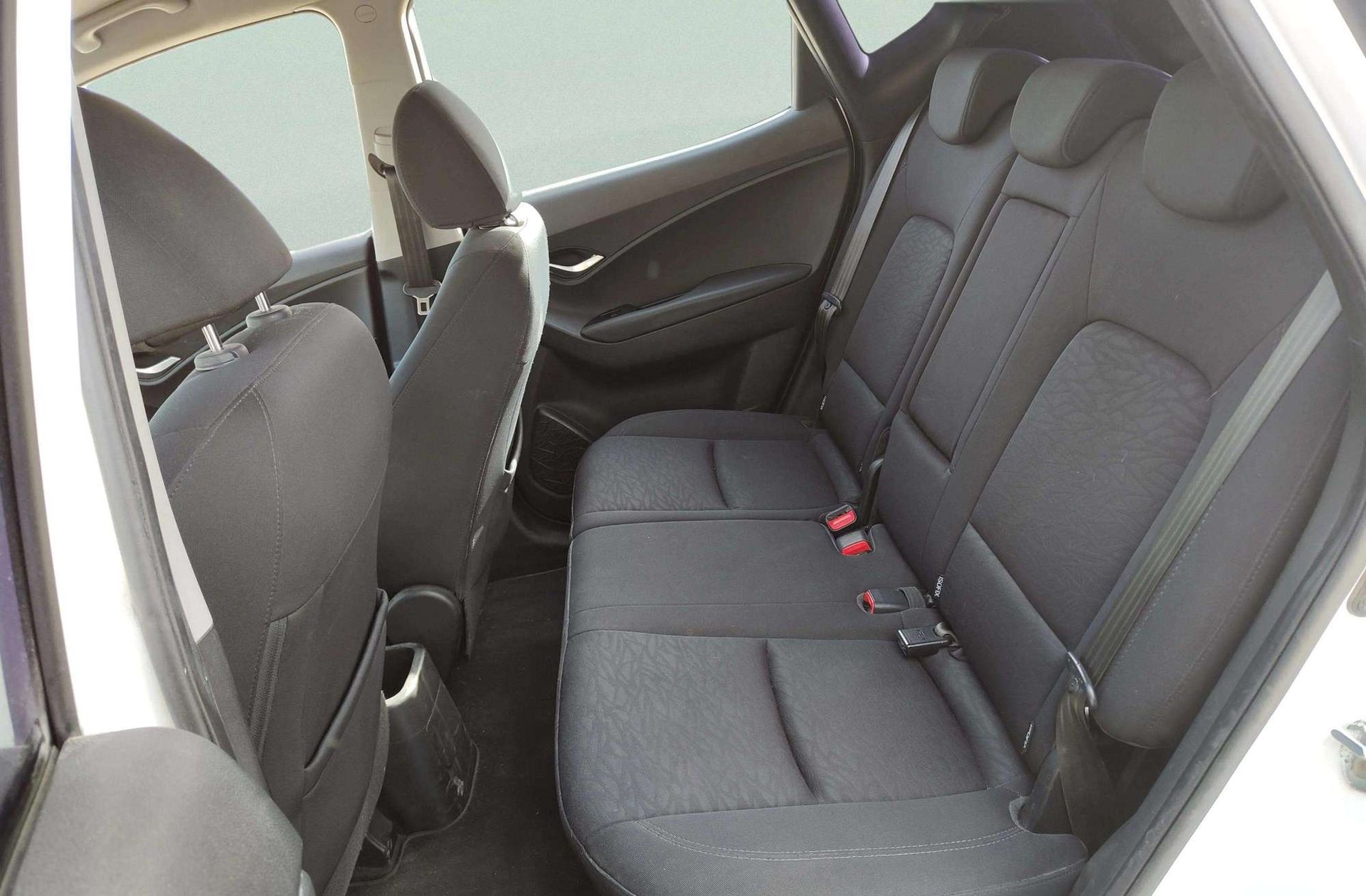 Hyundai ix20 1.4 Cvvt Comfort - foto 8