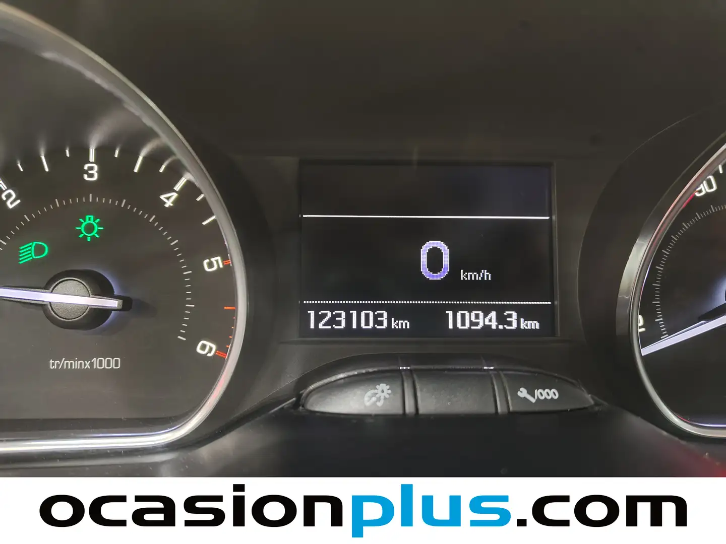 Foto Peugeot 2008 Peugeot 2008 BlueHDi 100 S&S Active (100 CV)