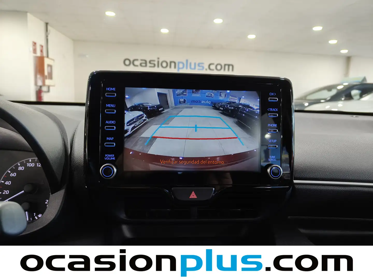 Foto Toyota Yaris Toyota Yaris 120H Business Plus (116 CV)