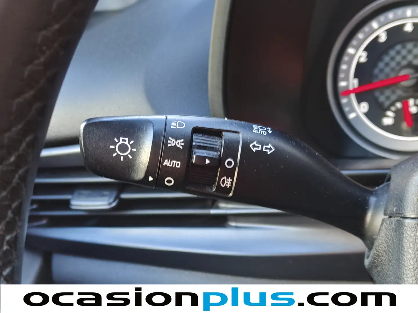 Foto Hyundai Bayon Hyundai Bayon 1.2 MPI Essence (84 CV)