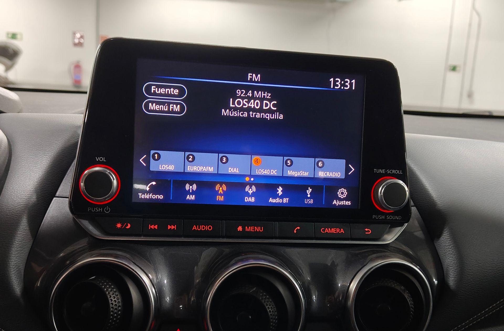 Nissan Juke DIG-T N-Connecta 4x2 DCT - foto 33