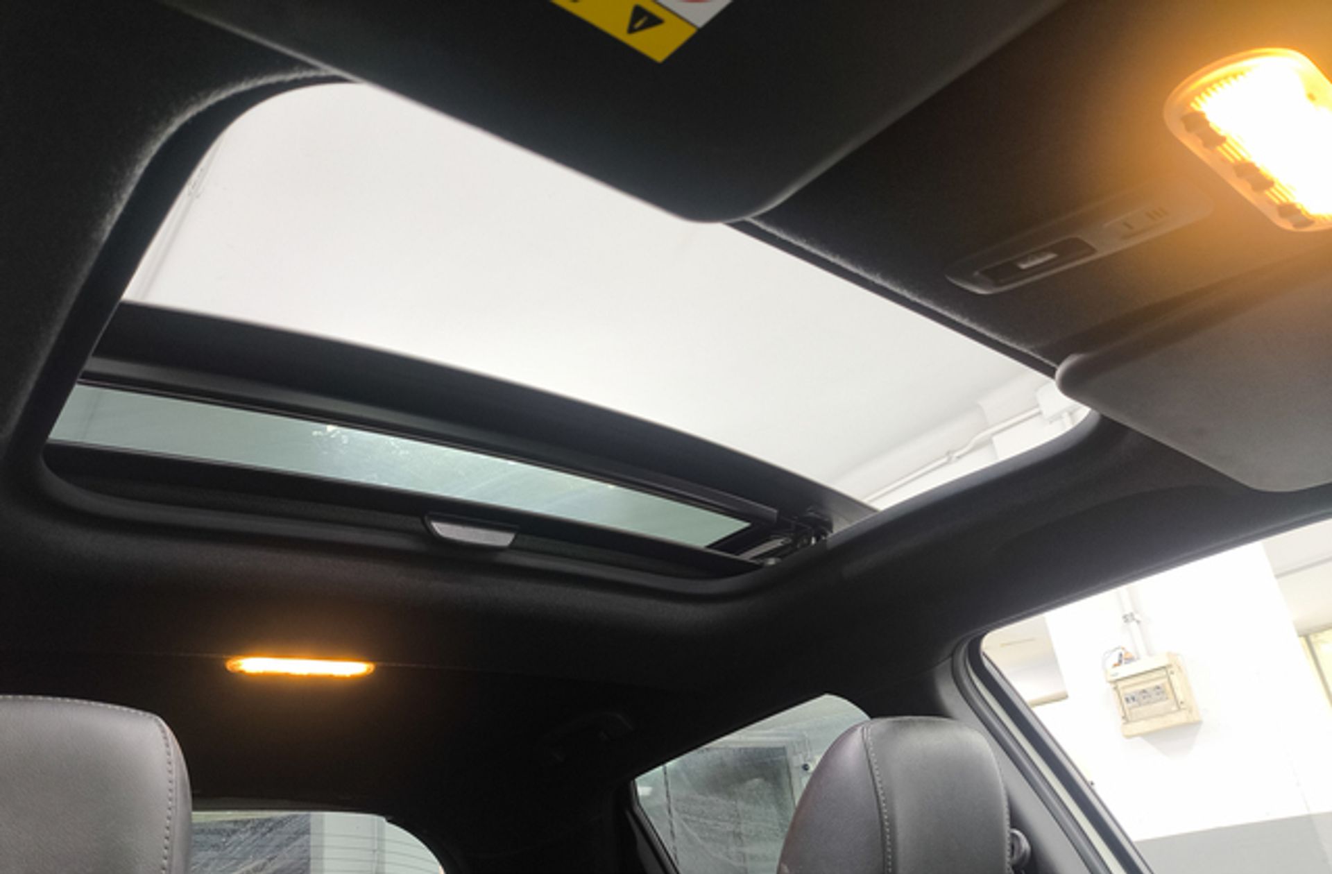 Nissan Juke 1.5 dCi Tekna Premium 4x2 - foto 6