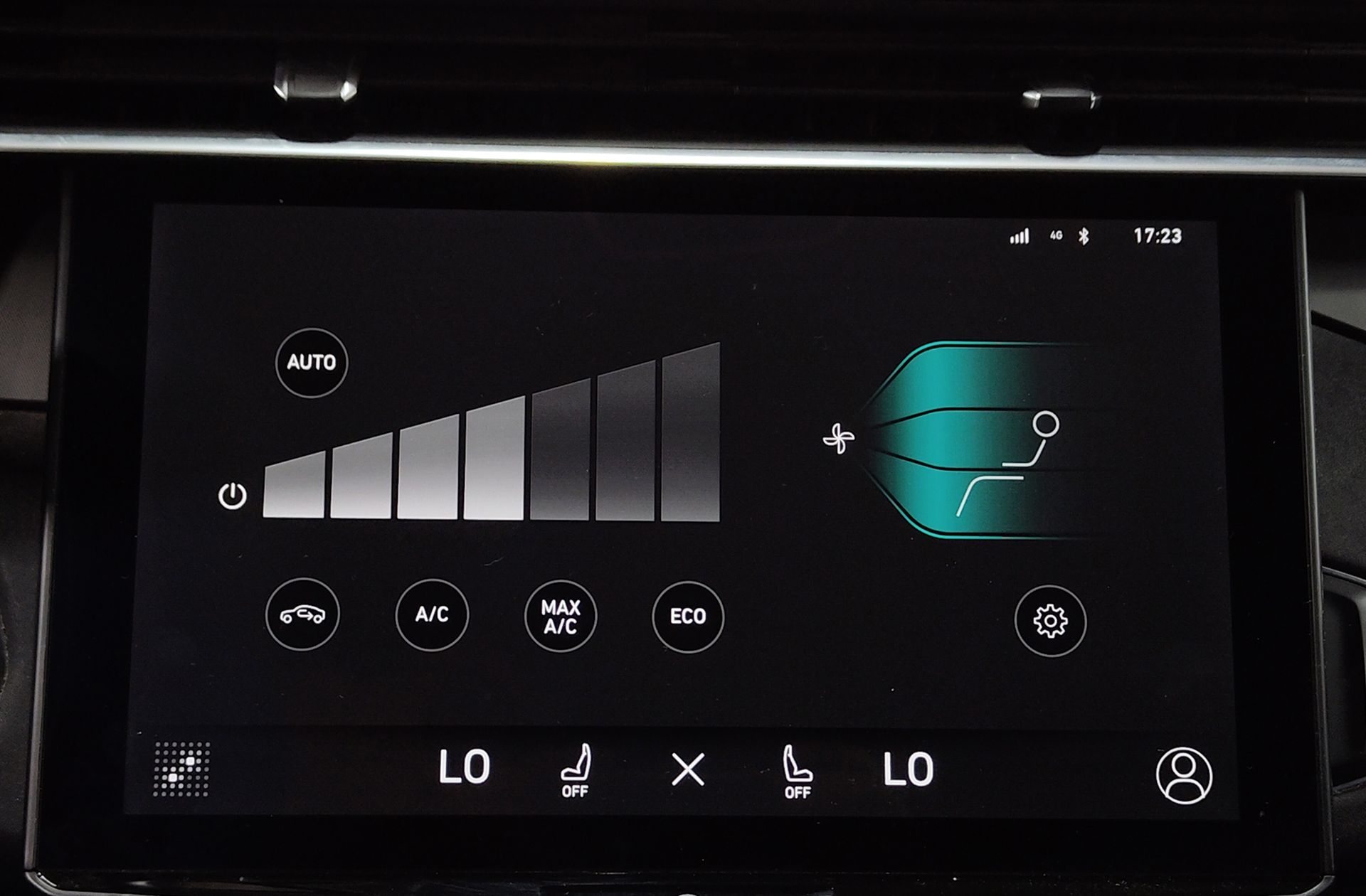Lynk & Co 01 1.5 PHEV - foto 41