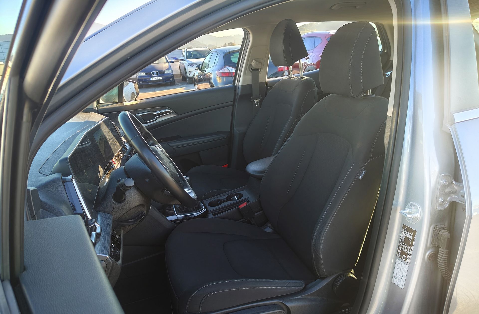 Kia Sportage 1.6 CRDi MHEV Business 4x2 - foto 10
