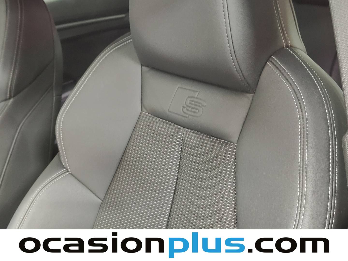 Extras y acabados del Audi A3 Audi A3 Sedan Black line 35 TFSI (150 CV) S tronic