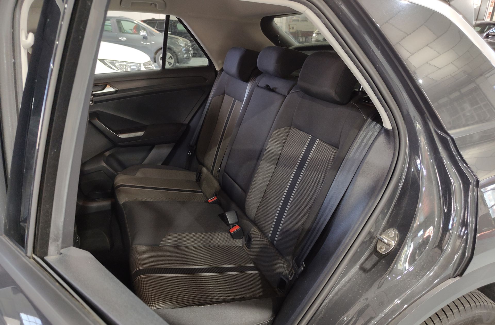Volkswagen T-Roc Advance 1.0 TSI - foto 11