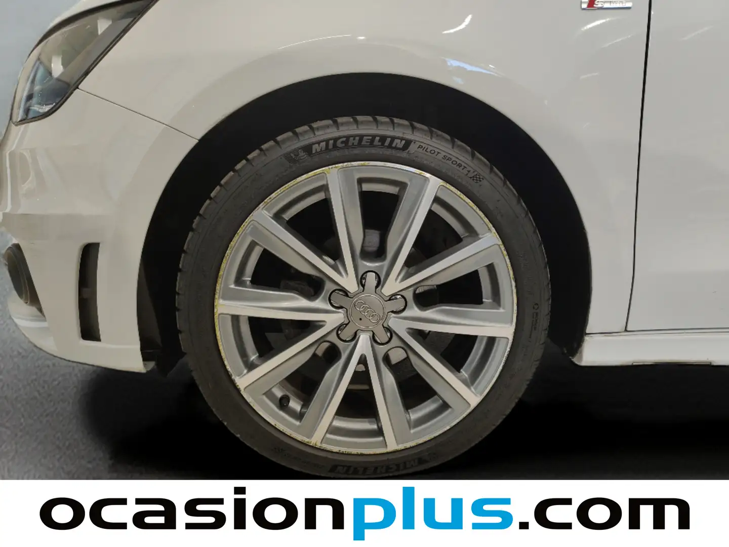 Foto Audi A1 Audi A1 Sportback Adrenalin2 1.6 TDI Pack S line (90 CV)