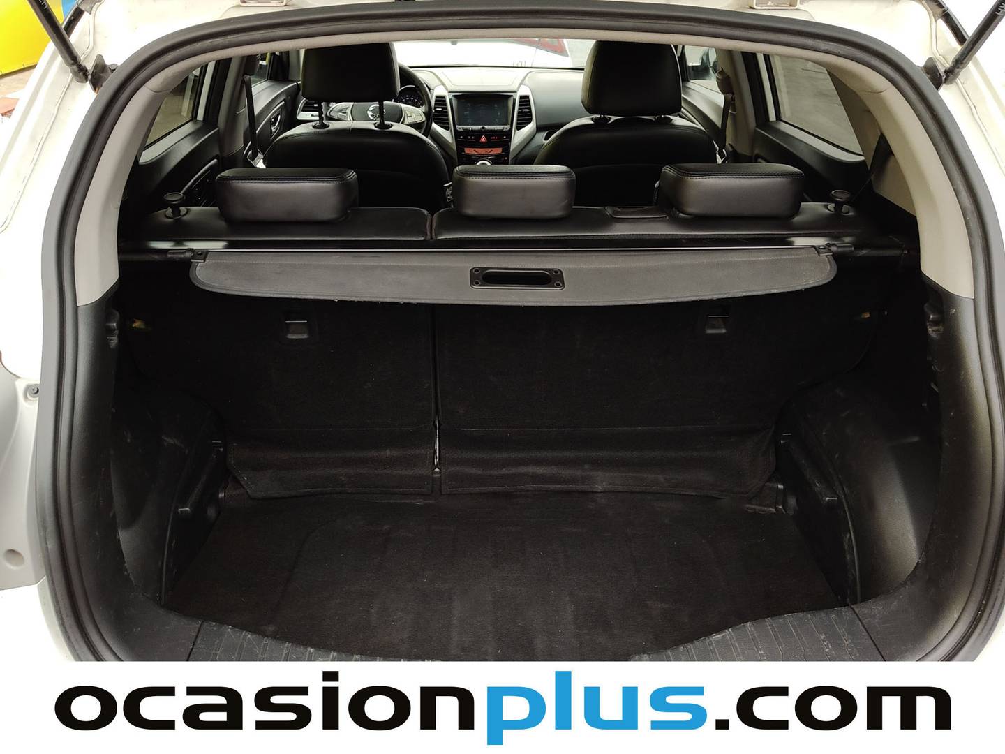 Fotos maletero SsangYong Tivoli SsangYong Tivoli D16T Limited 4x2  (115 CV)