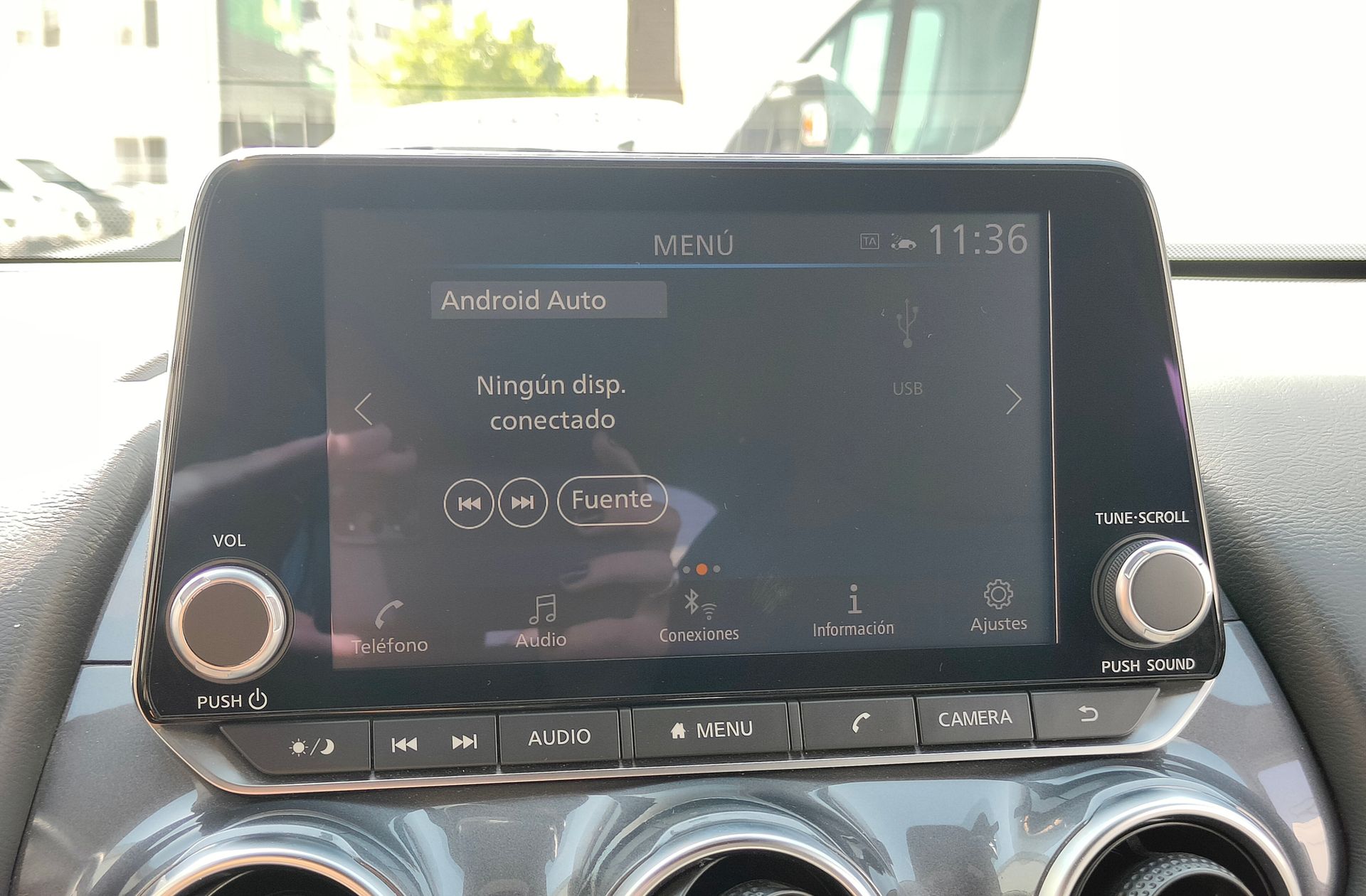 Nissan Juke 1.6 Hybrid N-Connecta - foto 7