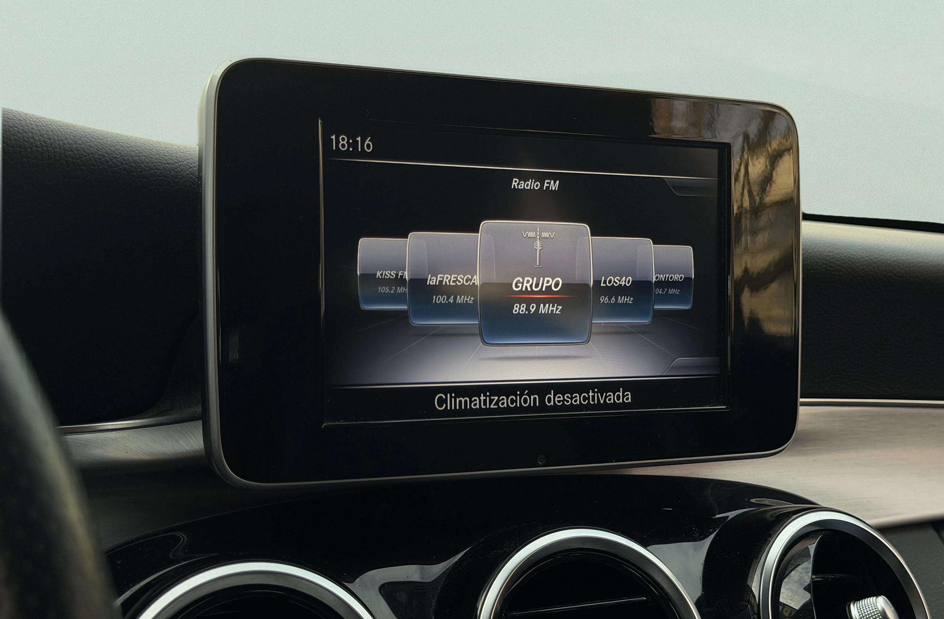 Mercedes-Benz Clase C Estate 220 d (Pack AMG) - foto 32