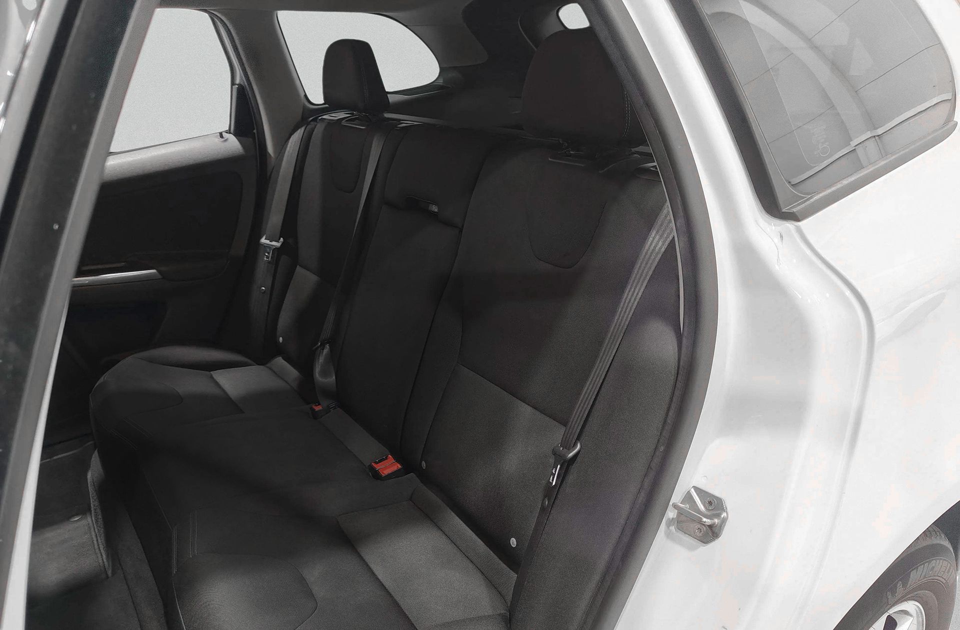 Volvo XC60 D3 Kinetic - foto 11