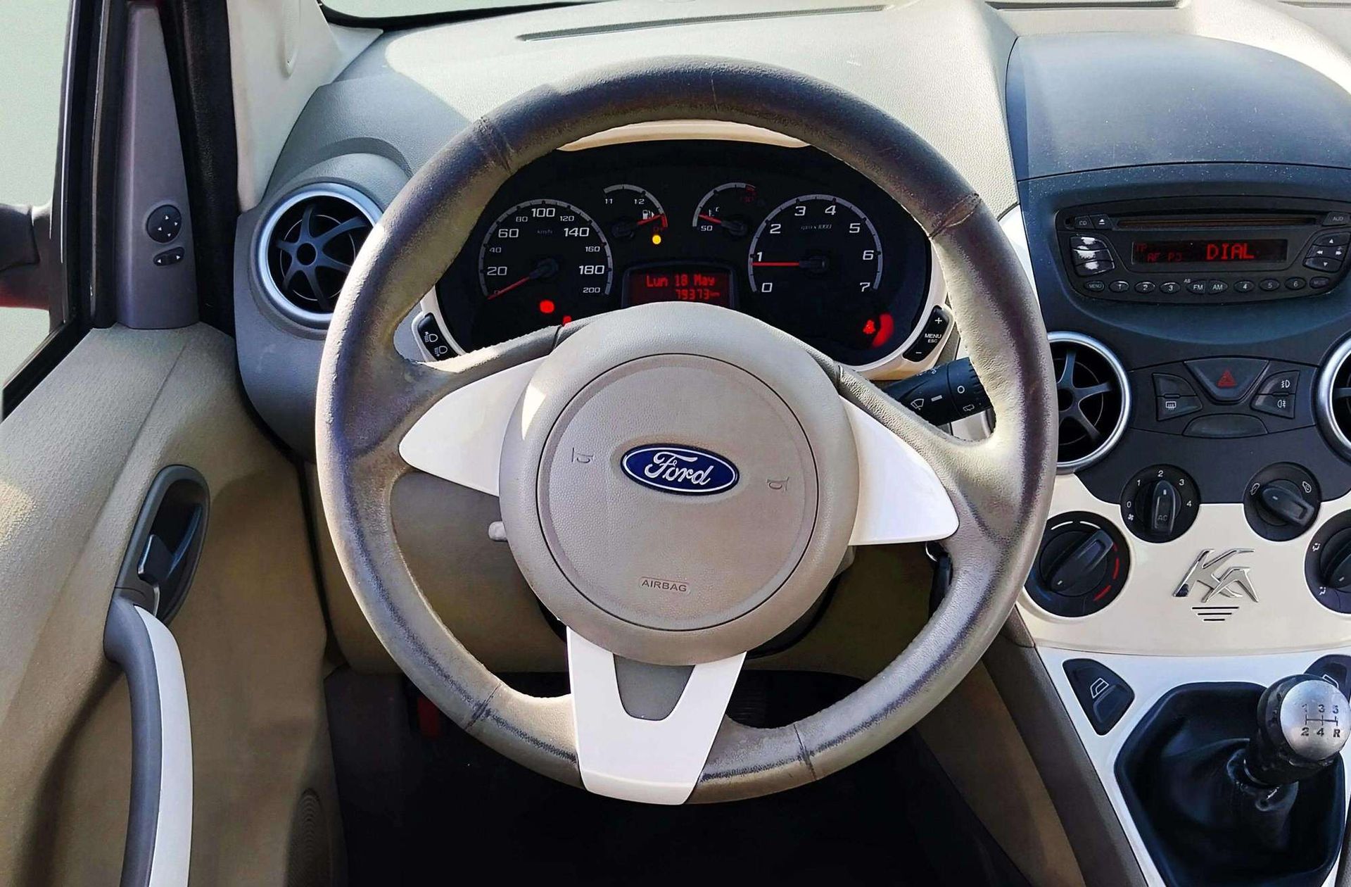 Ford Ka 1.2 Titanium - foto 16