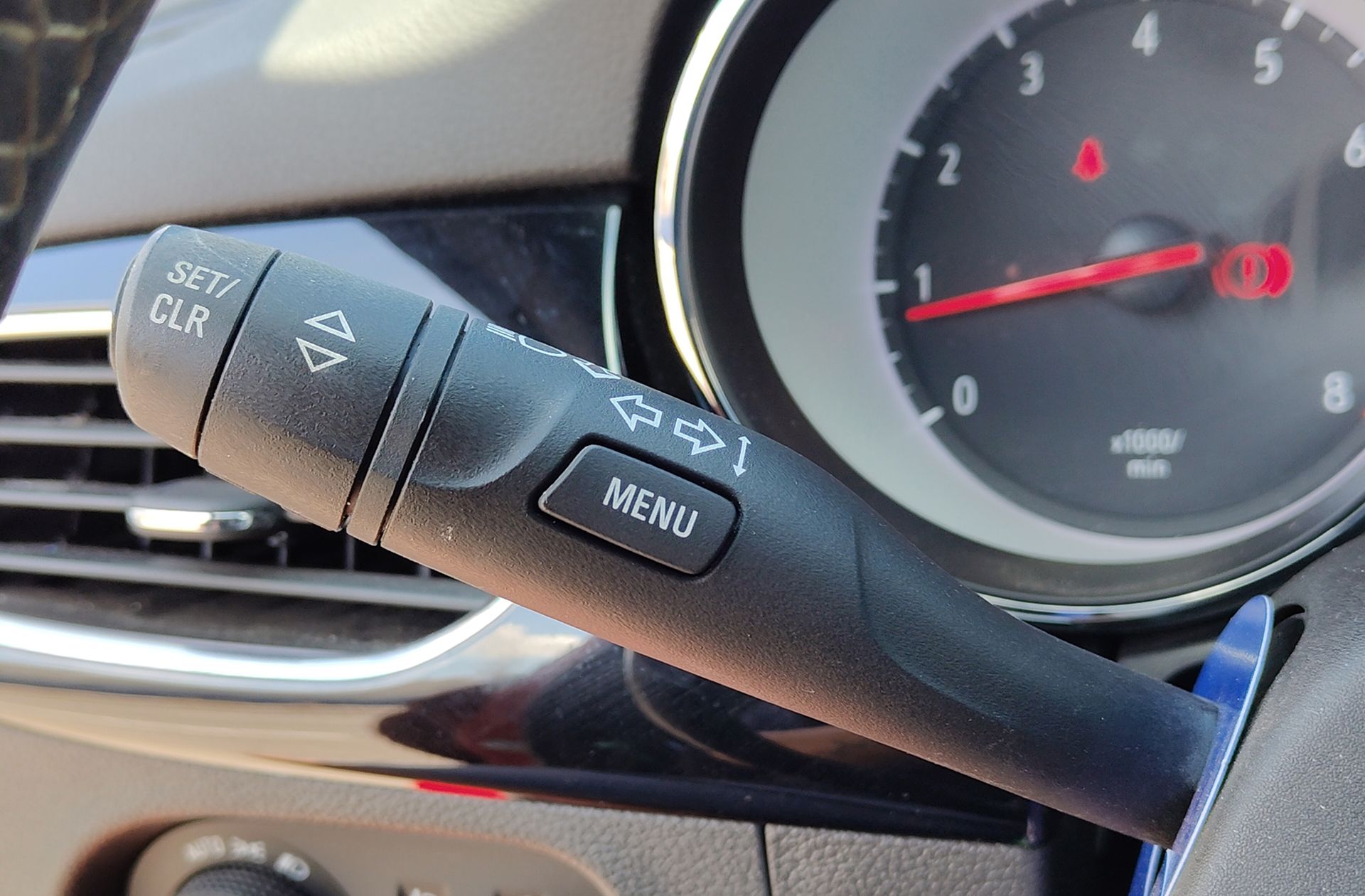 Opel Astra 1.4 Turbo Dynamic - foto 21