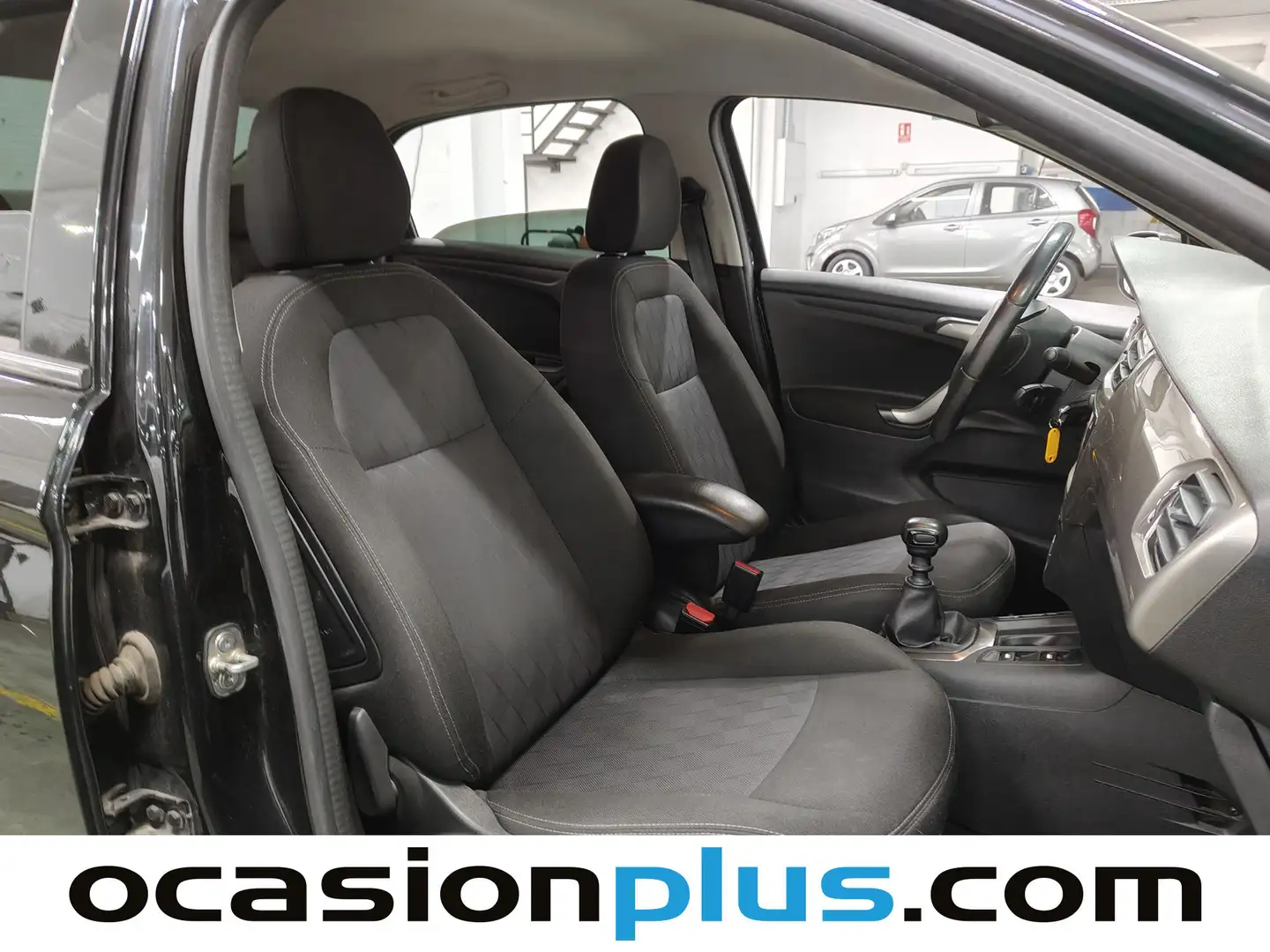 Foto Citroën C-Elysée Citroen C-Elysee BlueHDi 100 Shine (102 CV)