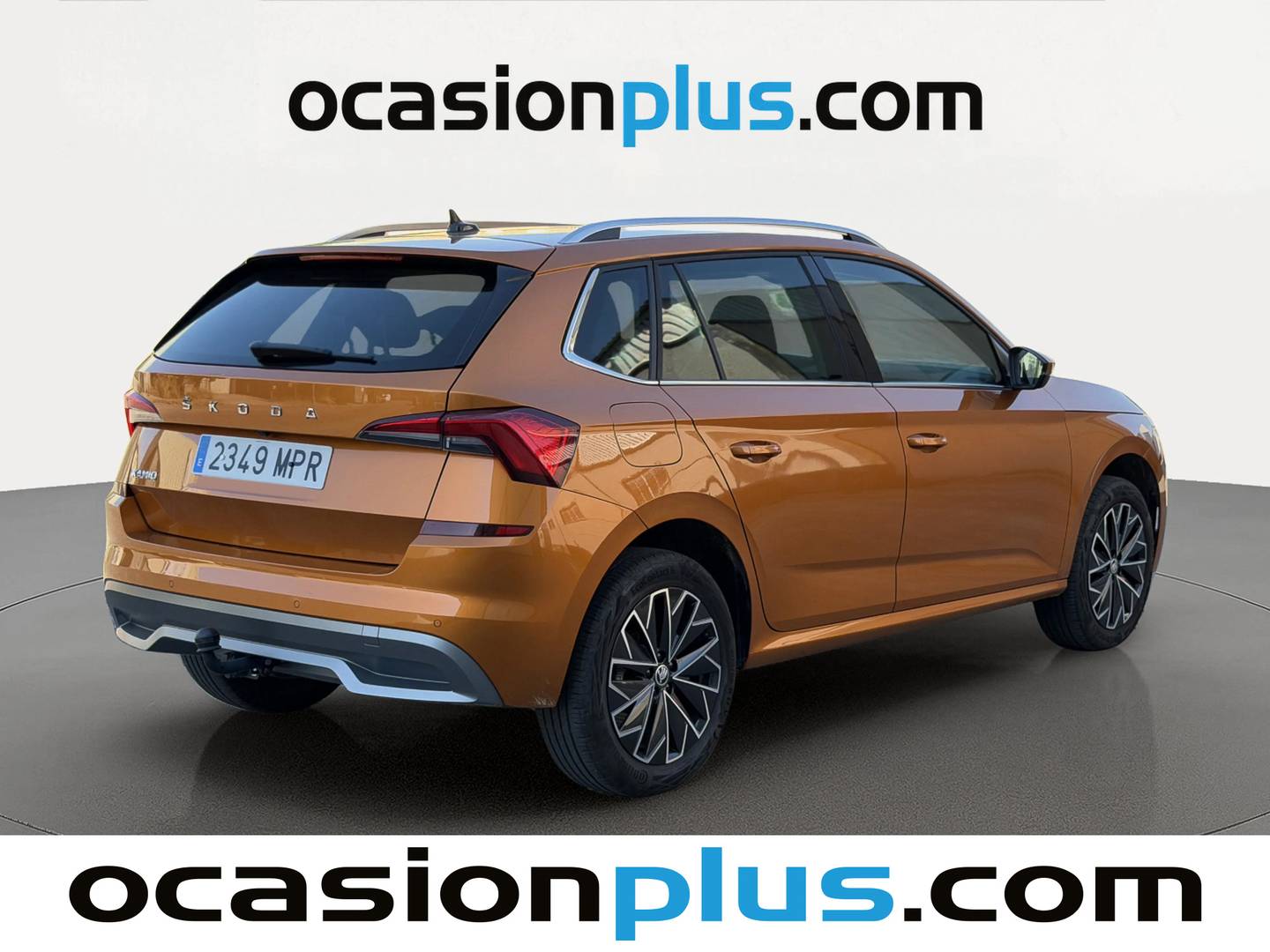 Foto trasera Skoda Kamiq Skoda Kamiq 1.0 TSI Ambition (110 CV) derecha