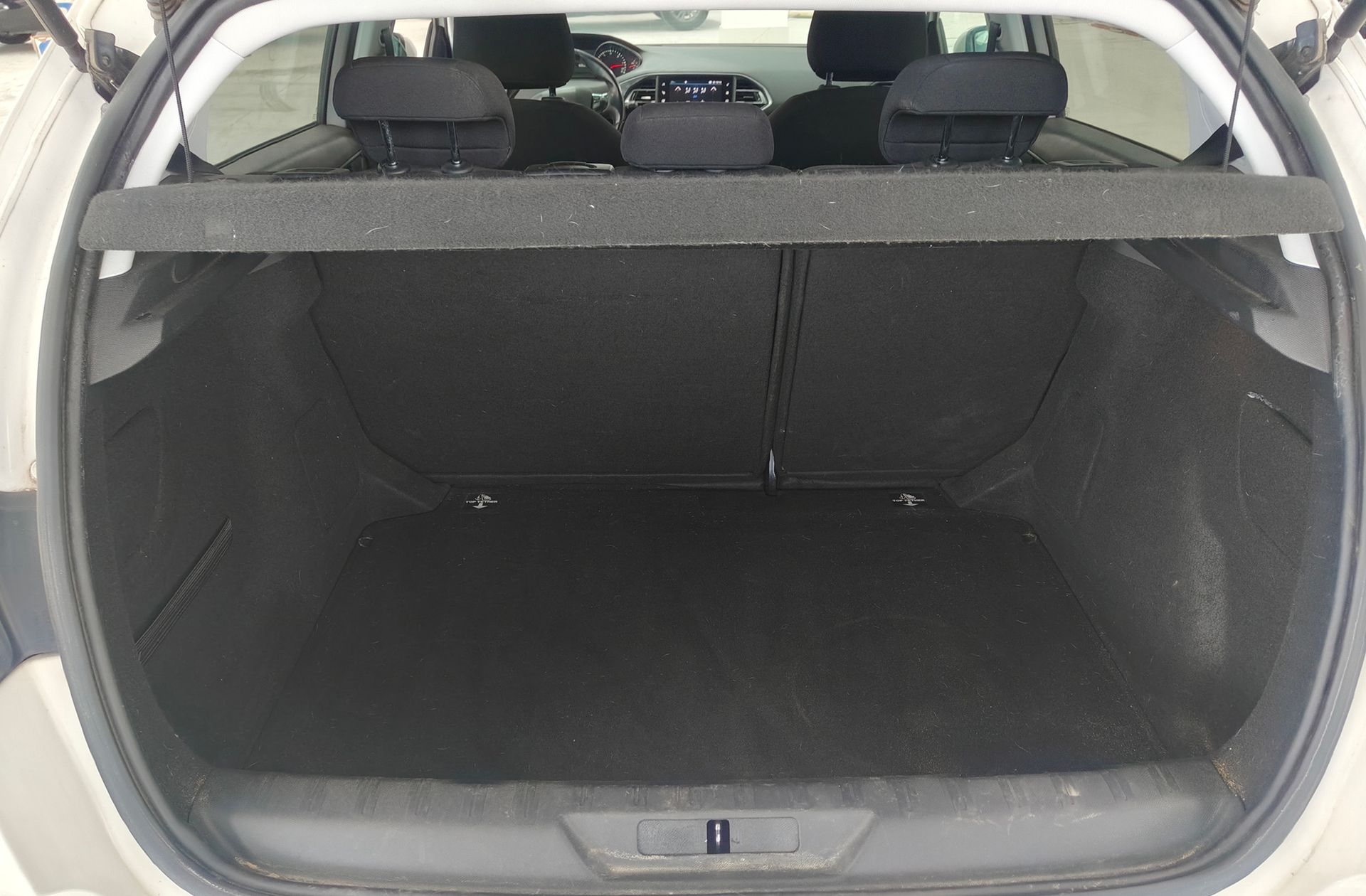 Peugeot 308 BlueHDi 130 Style - foto 13