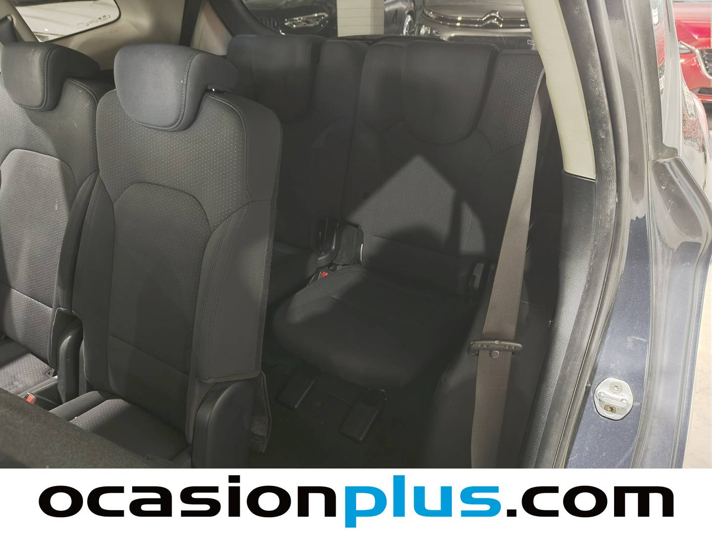 Extras y acabados del KIA Carens KIA Carens 1.7 CRDi VGT Concept Eco-Dynamics (115 CV) 7 Plazas