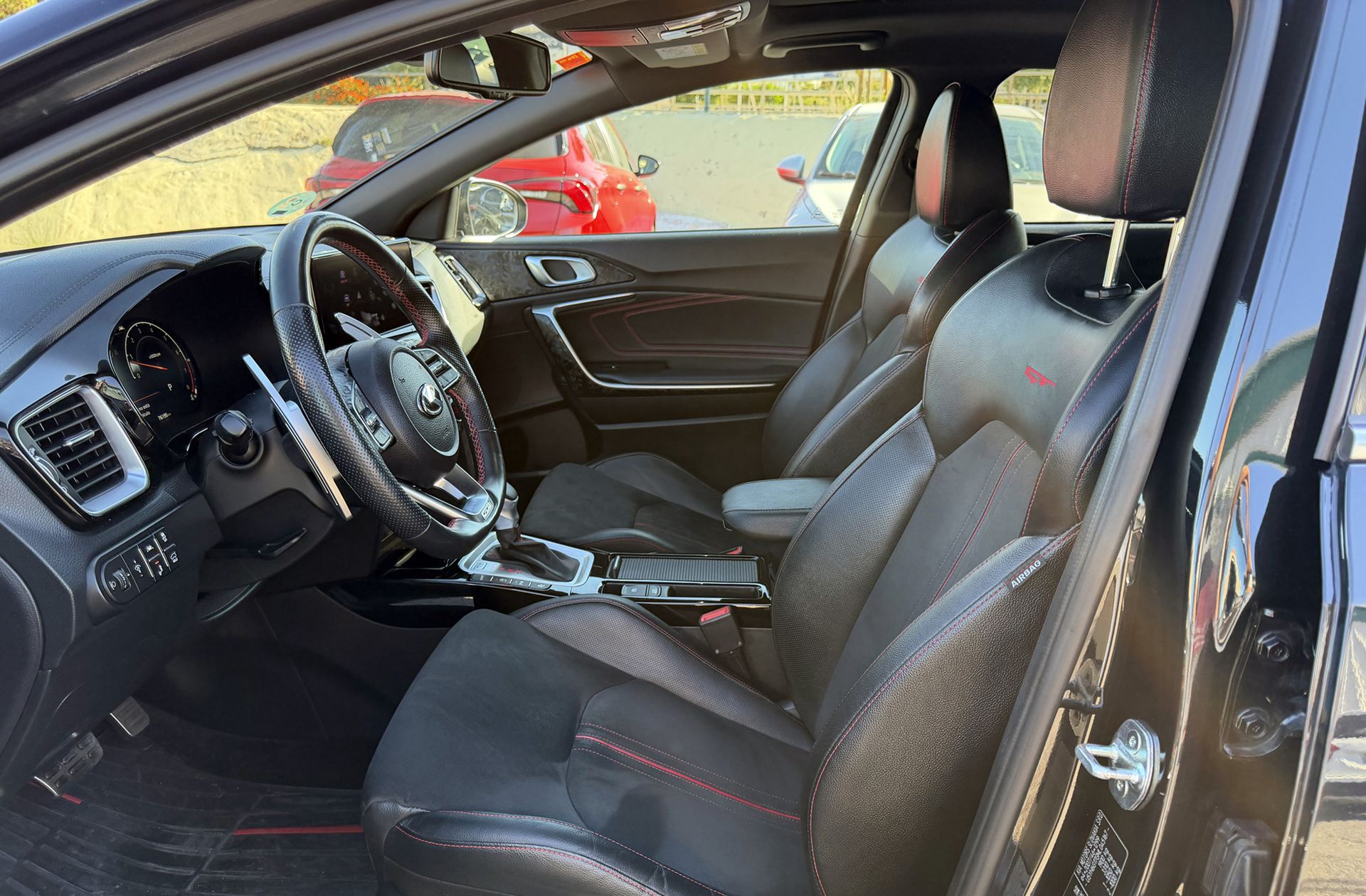 Kia ProCeed 1.6 T-GDi GT DCT - foto 13