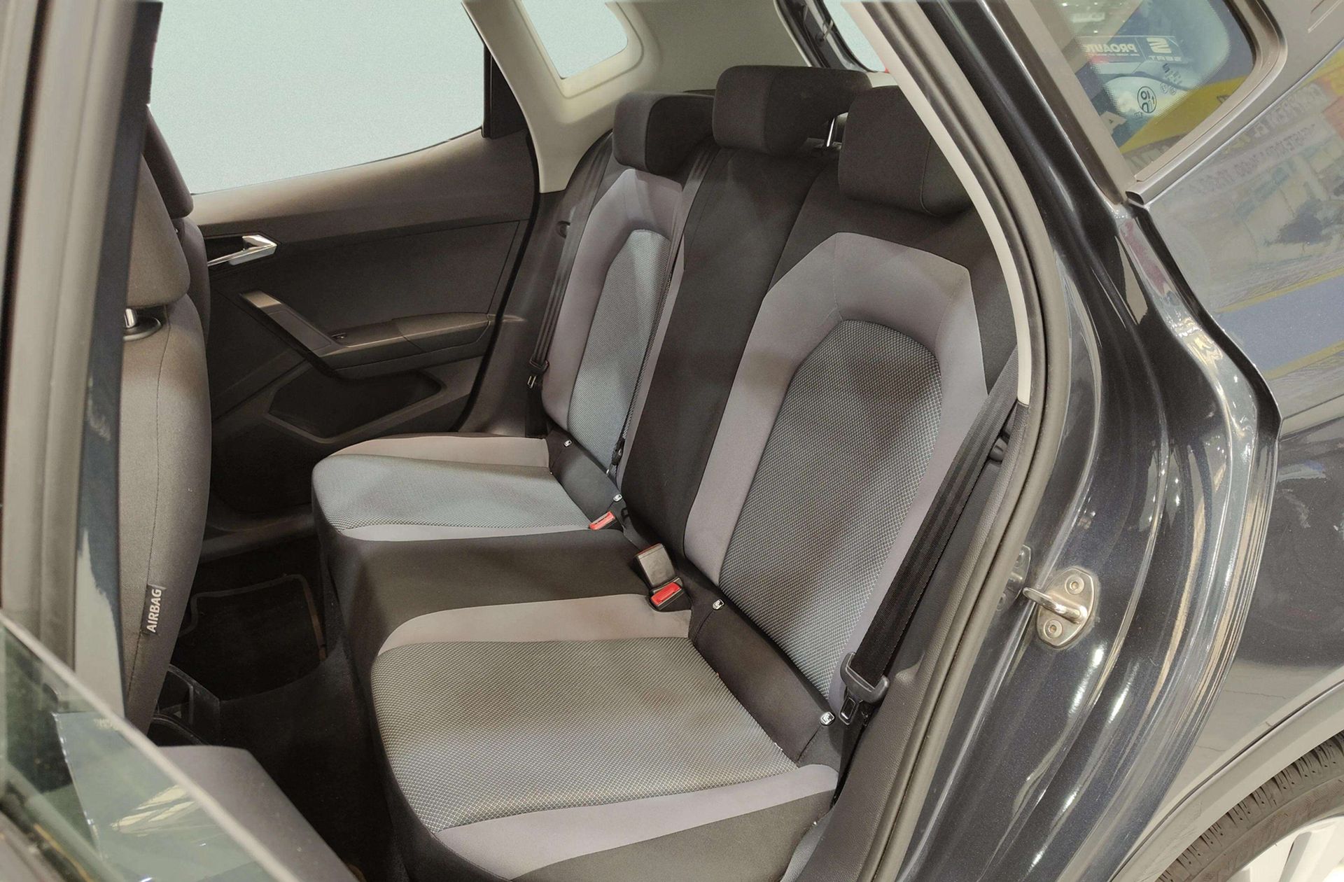 SEAT Arona 1.6 TDI Style - foto 10